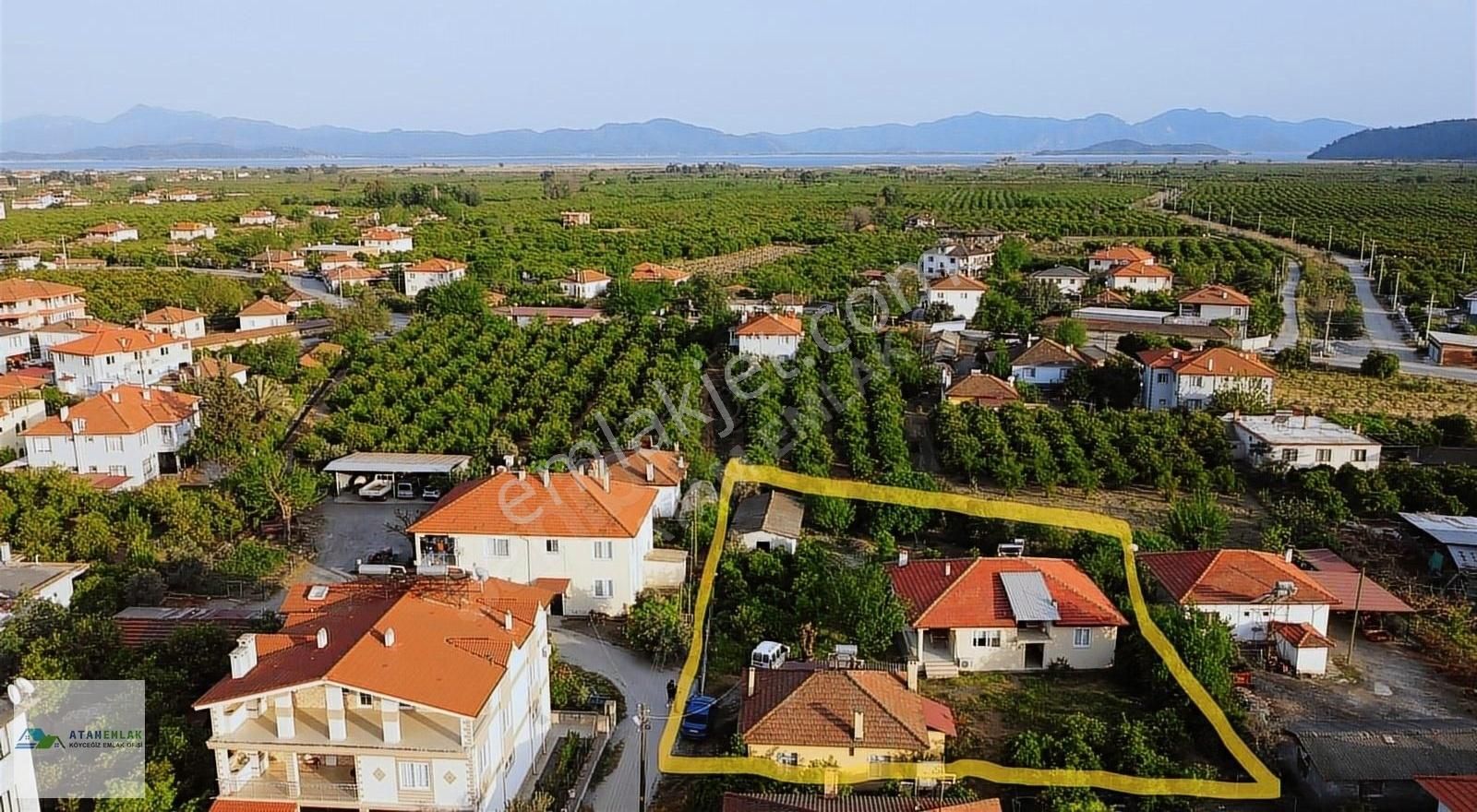 Köyceğiz Hamitköy Satılık Konut İmarlı Atam Emlaktan Hamitköyde Satılık 1250 M2 Arsa Ve 2 Adet Ev