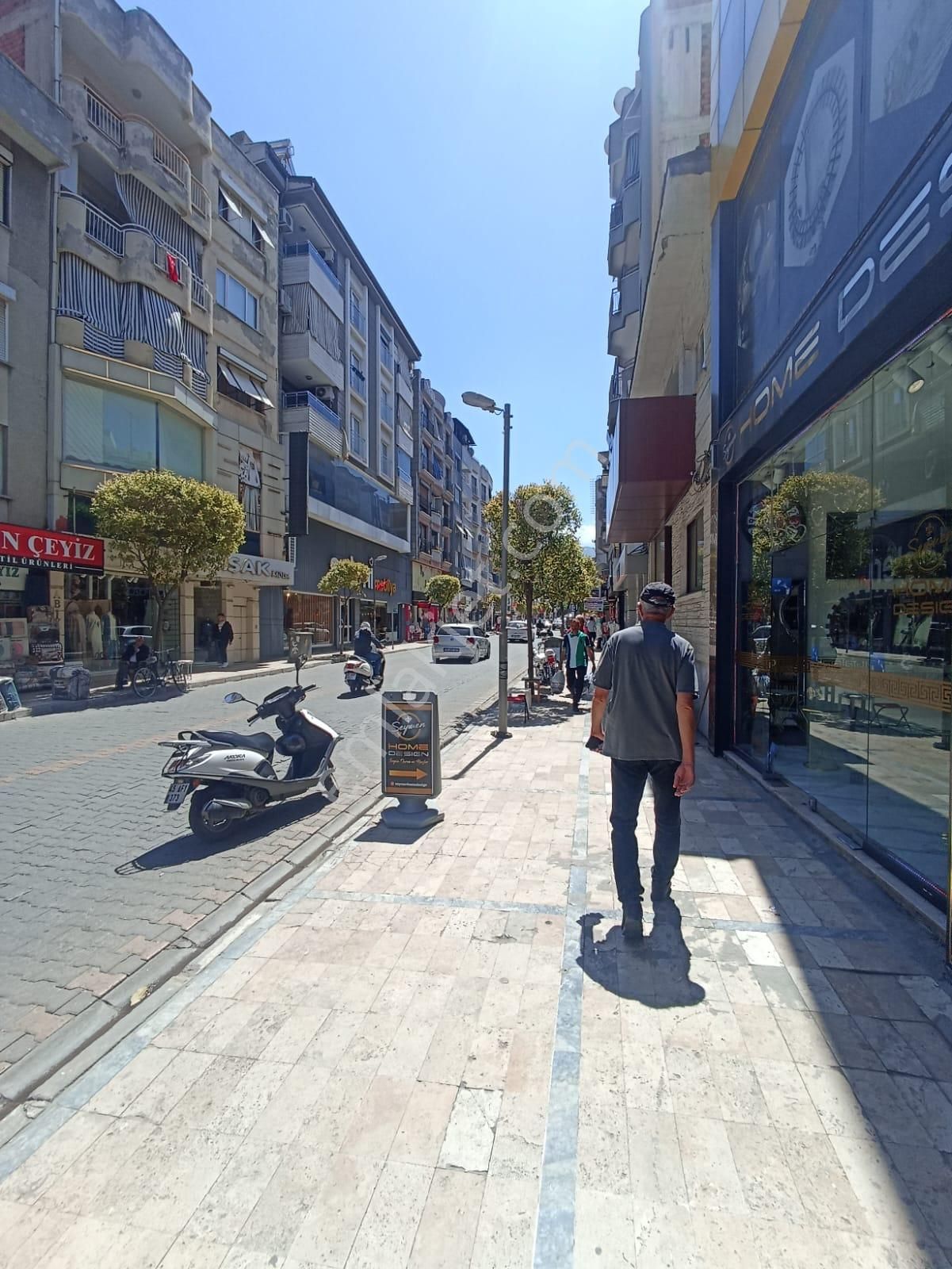 Kurudere Cad Geniş 1+1 Esyalı 90 M Daire - Görsel 21