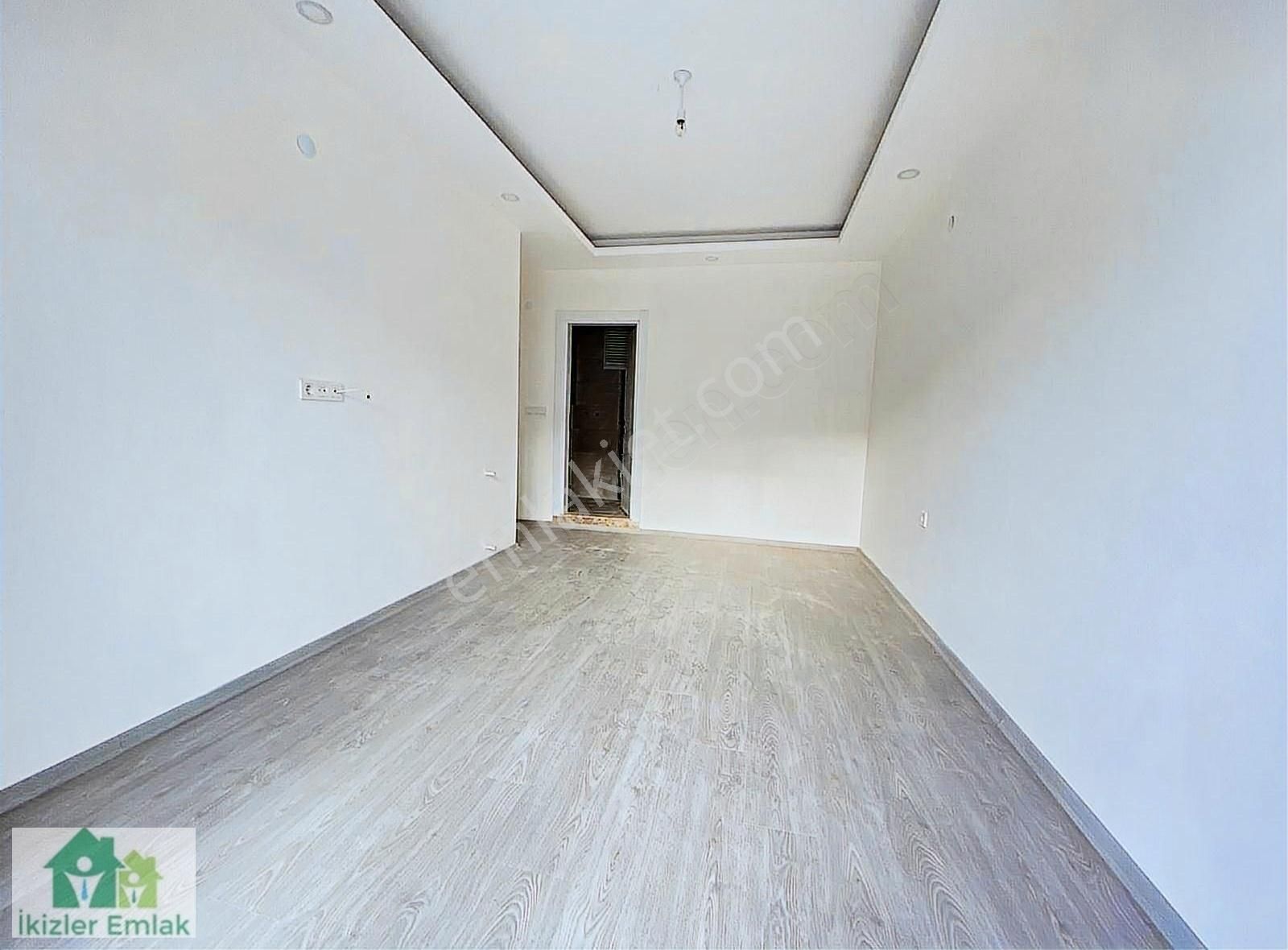 Ürkmez Merkez De Ferah Kullanışlı Satılık Sıfır 3+1 Daire - Görsel 12