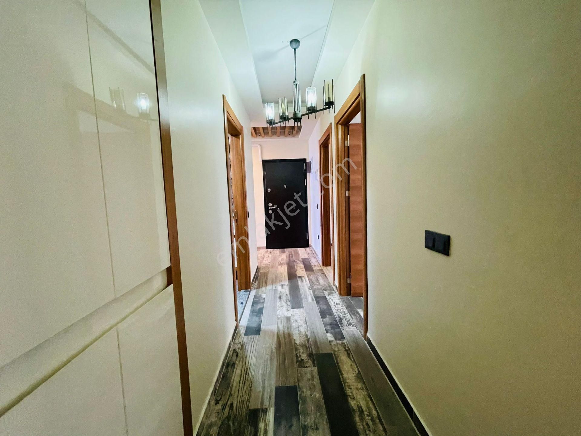 Full Manzara-7/24 Güvenlık-otopark-havuz-bahçe-sosyal Alan-yerden Isıtma/kombi-lüx-145 M2 - Görsel 31
