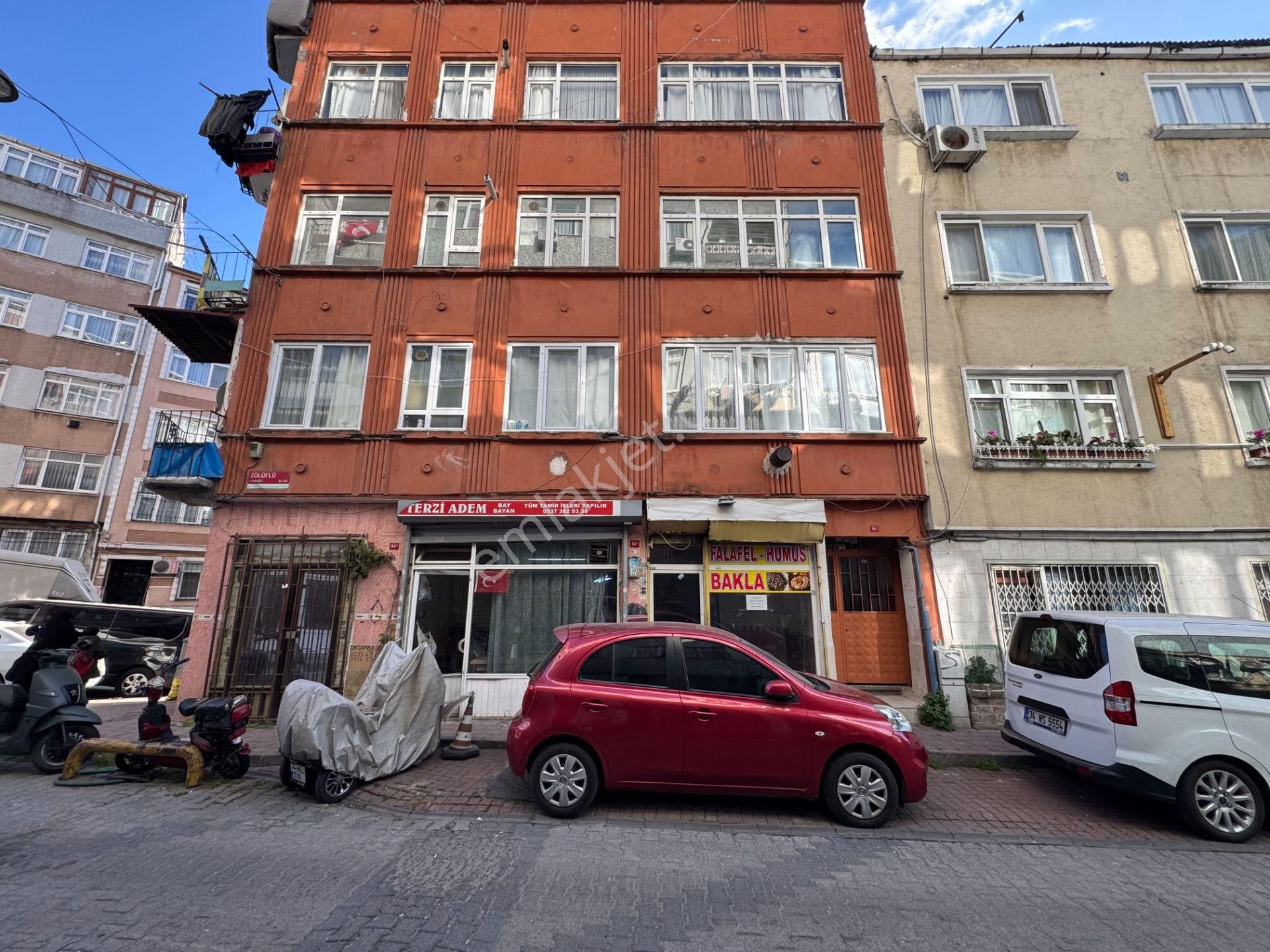 Turyap' Tan Fatih Çarşamba' Da Cadde Üzeri Ara Kat Satılık Daire