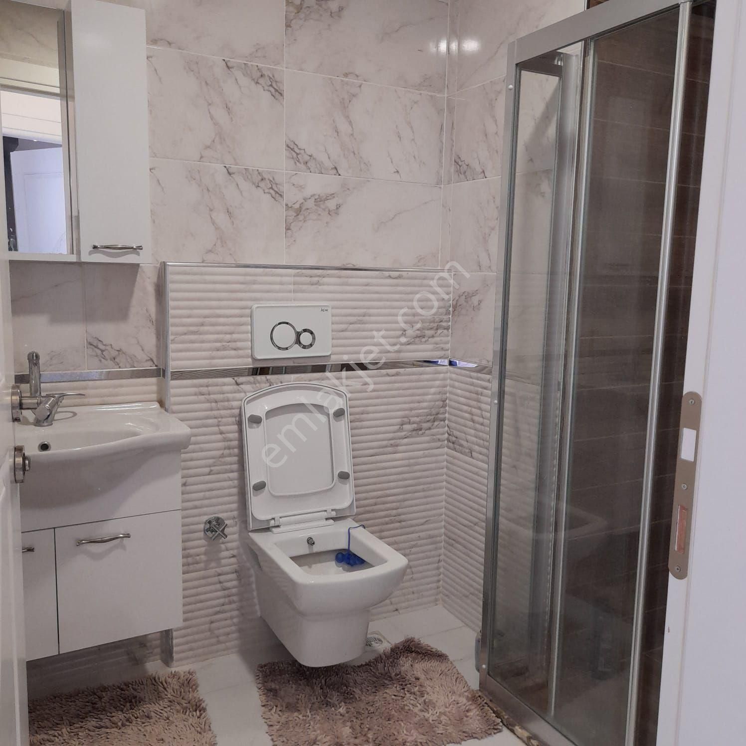 Samsun Atakum Cumhuriyet Mahallesinde Ful Eşyalı Mükemmel Lokasyonda 1+1 Kiralık Daire