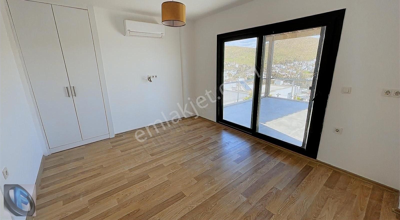 Favori'den Müstakil Bahçeli Villa 3+1 - Görsel 25