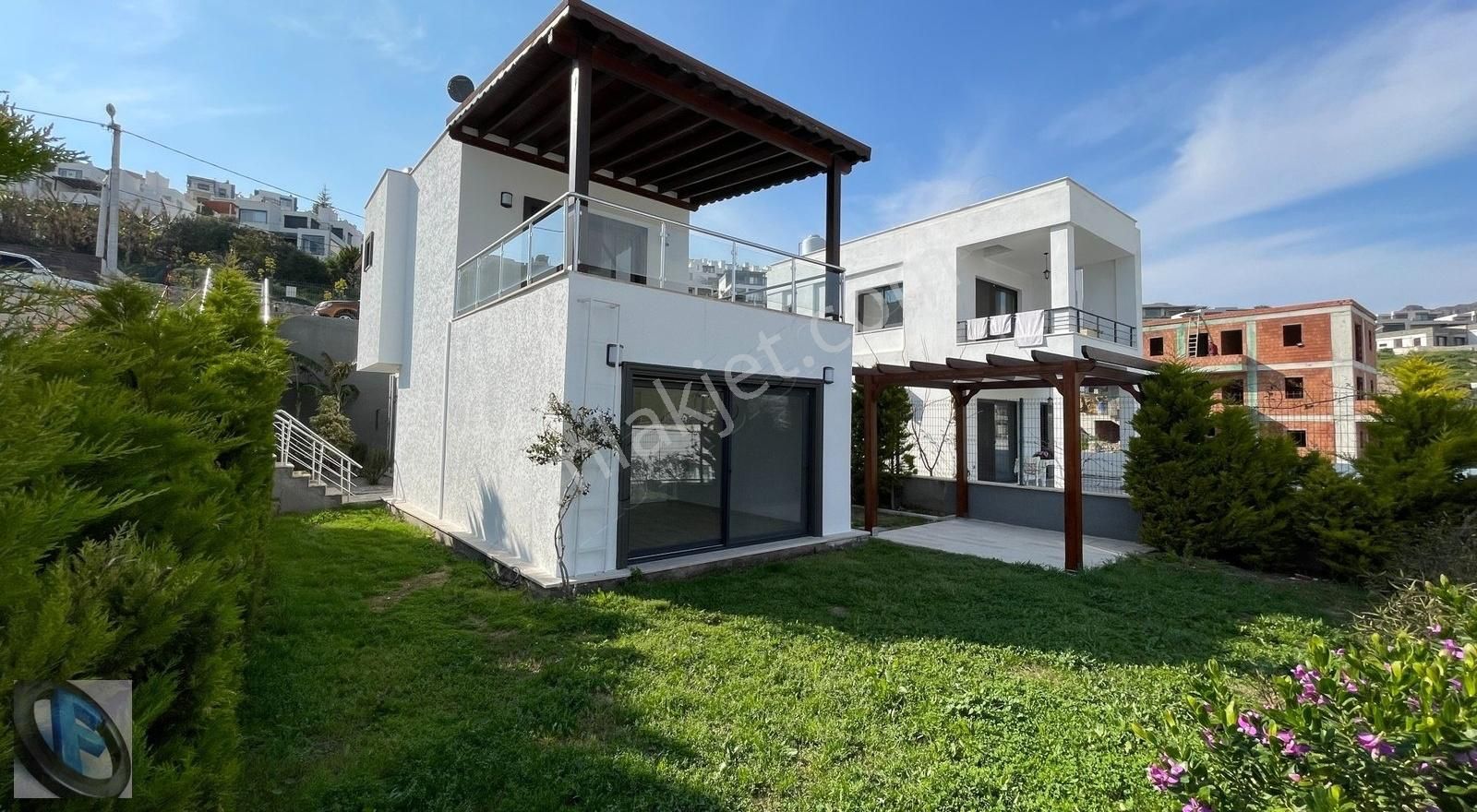 Bodrum Akyarlar Satılık Villa FAVORİ'DEN MÜSTAKİL BAHÇELİ VİLLA 3+1
