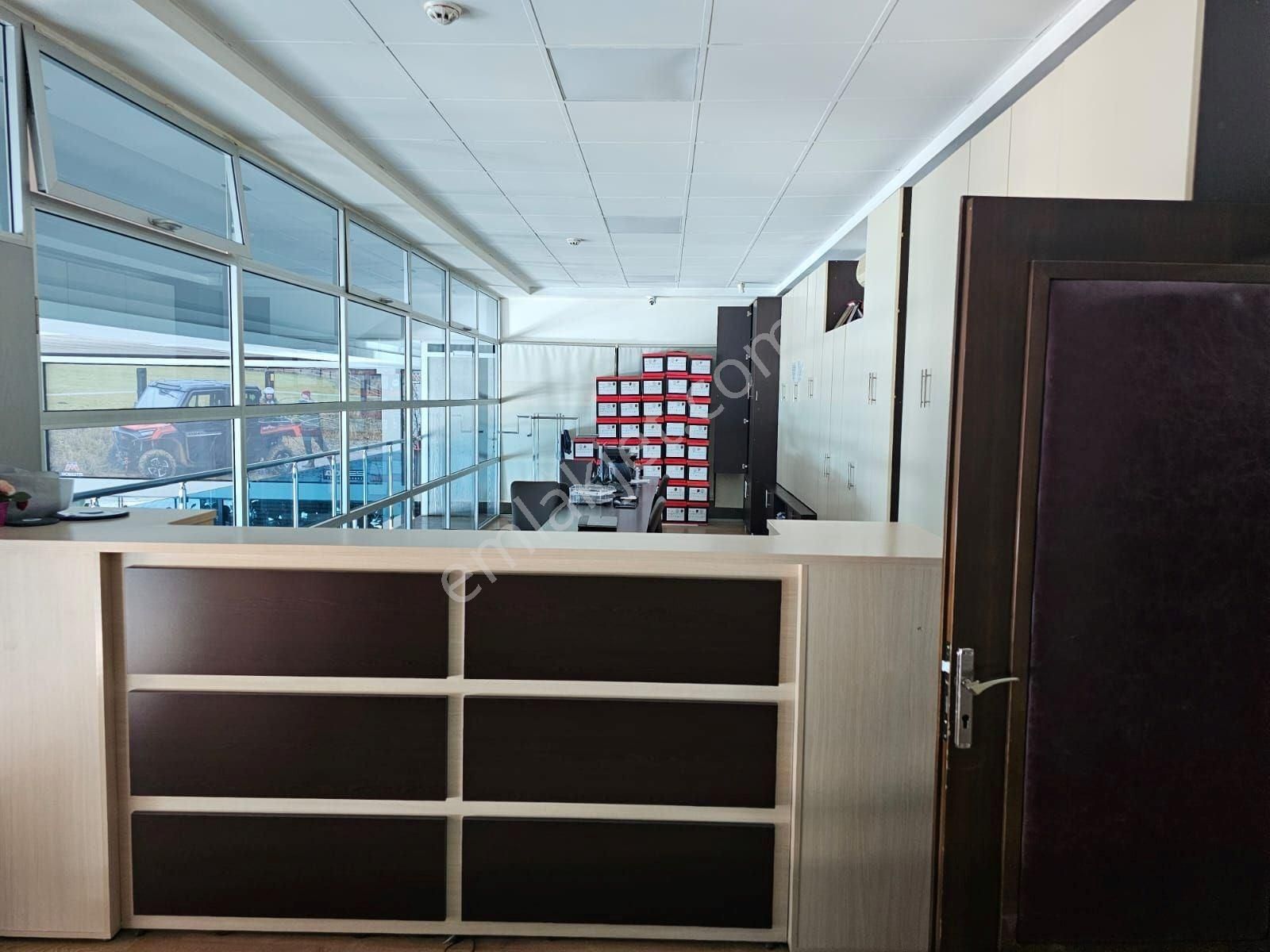 Kızılırmak Caddesi Üzerinde 3,000m2 Kiralık İşyeri (plaza) - Görsel 25