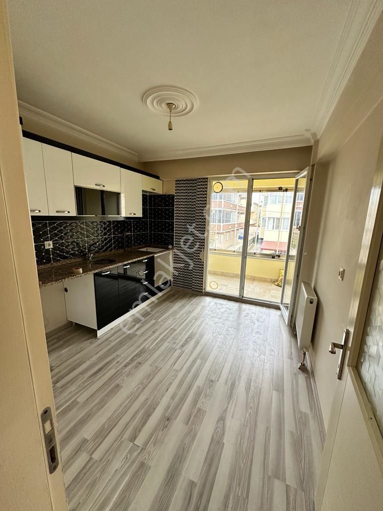 Çorlu Çobançeşme Satılık Daire  ÇOBANÇEŞME MAHALLESİNDE 2+1 ARA KAT SATILLIK DAİRE 