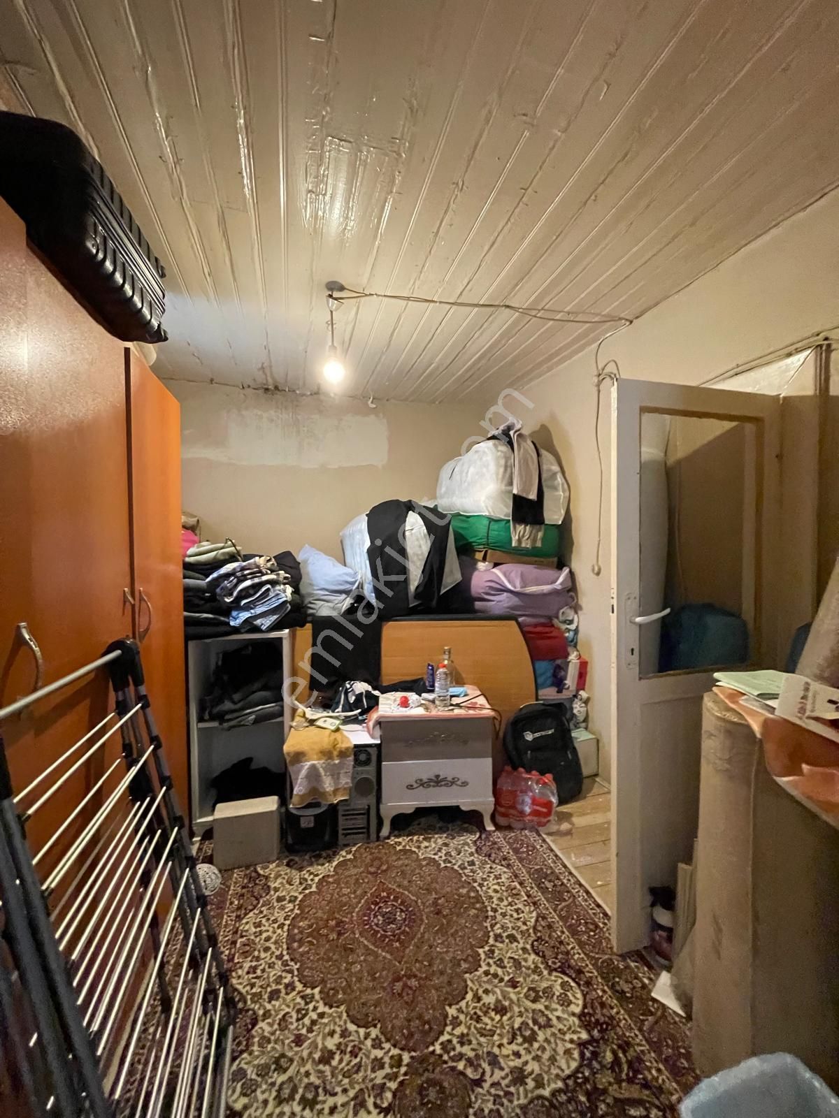 Ayvada'dan Ayvalık Merkez'de Geniş Bahçeli 2 Katlı Taş Ev - Görsel 25