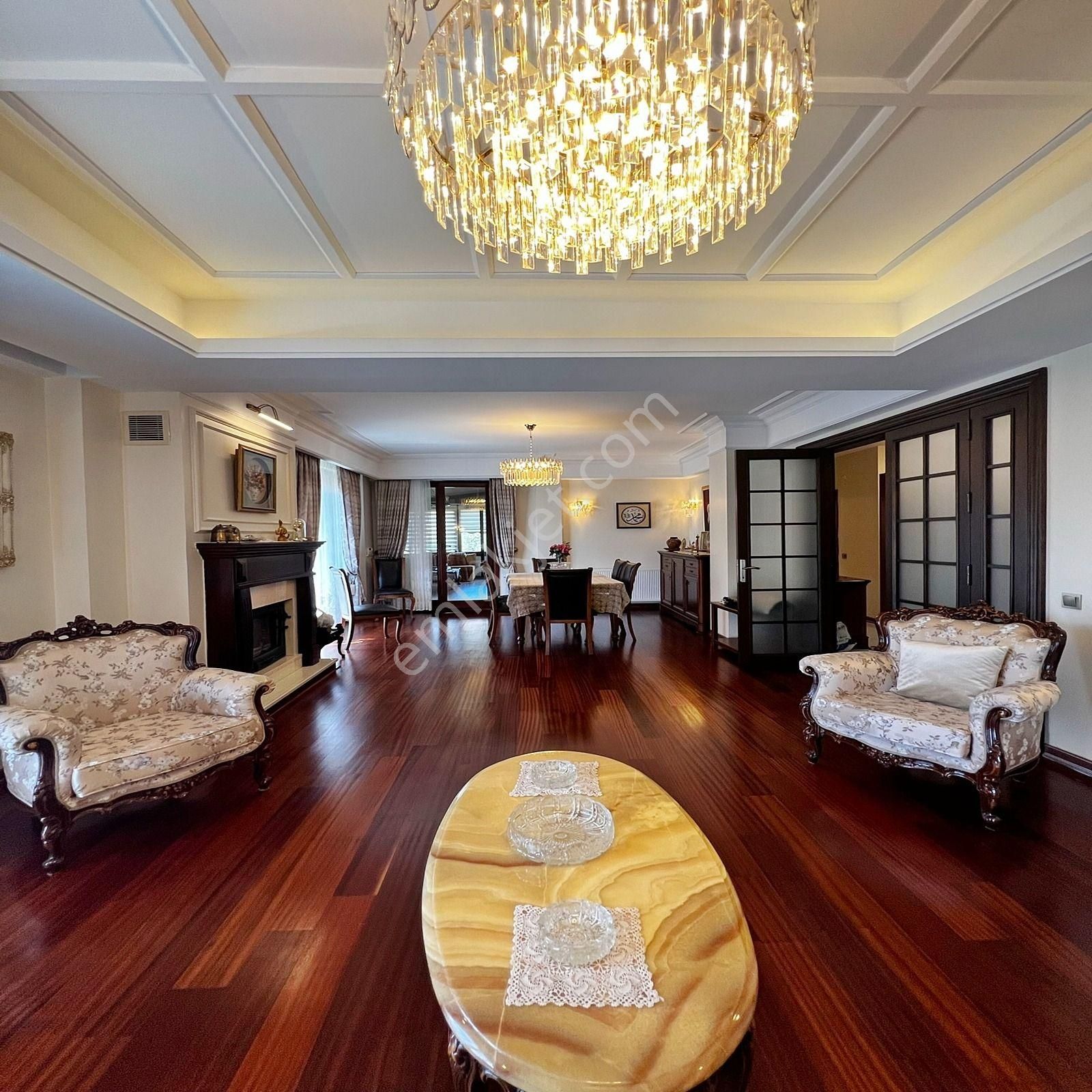 Büyükçekmece Fatih Mah Ultra Lüks Müstakil Ve Bahçeli Deniz Manzaralı Villa - Görsel 23