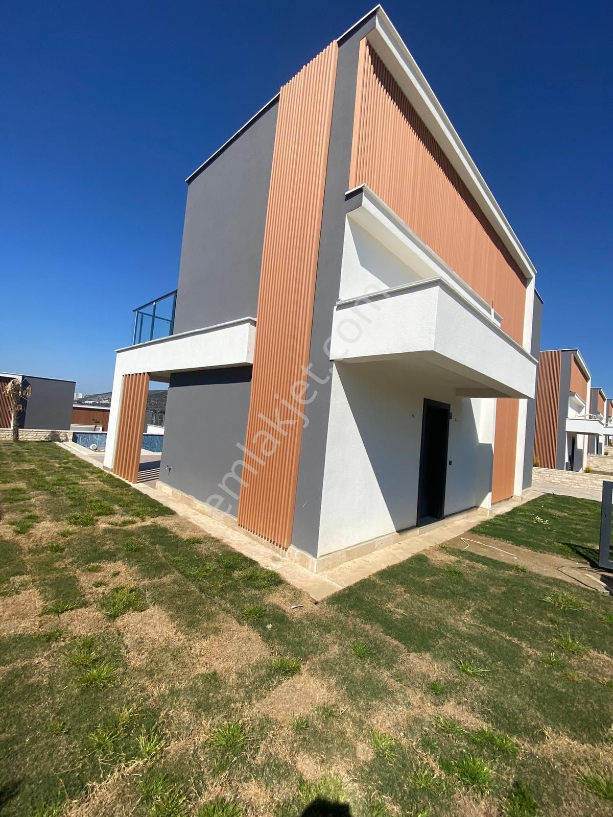 Kuşadası Değirmendere Satılık Villa Kuşadası Değirmendere 4+1 satılık dublex villa