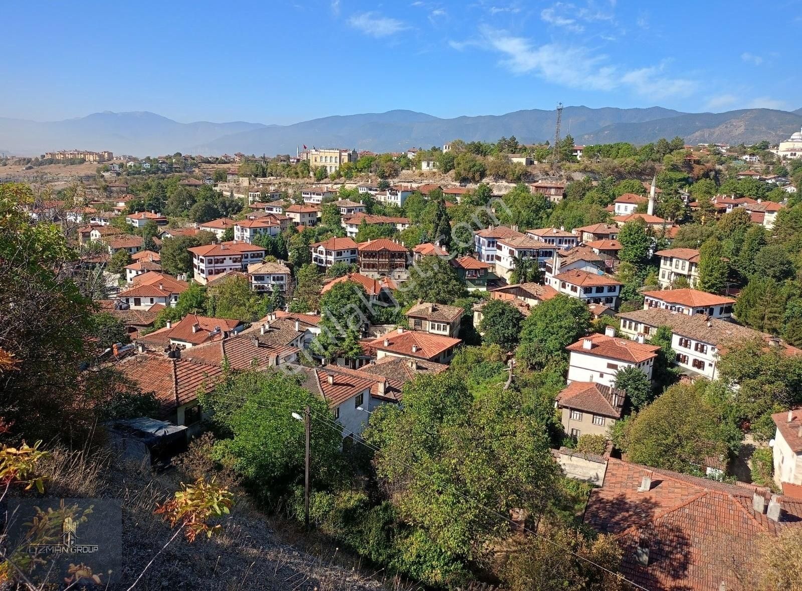 Safranbolu Çavuş Satılık Tarla UZMAN EMLAK'TAN ESKİ ÇARŞI ÇAVUŞ MAH AŞIKLAR TEPESİN'DE