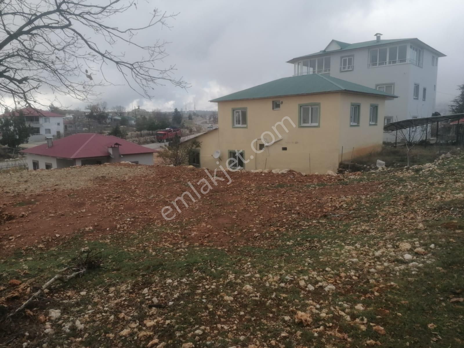 Erdemli Koramşalı Satılık Müstakil Ev ARKITTA 400 M2 ALAN İÇERİSİNDE 2 KATLI BAGIMSIZ 90 M2 2 ADET MÜSTAKİL EV FIRSAT 