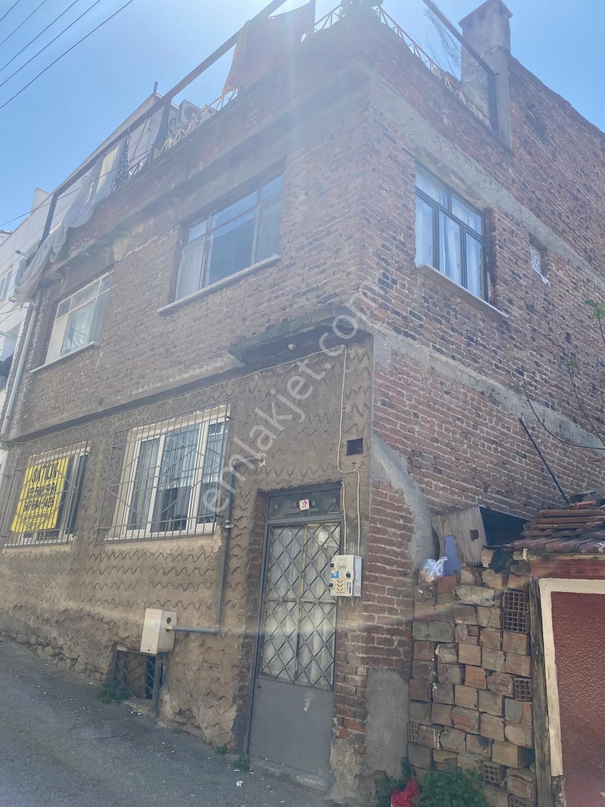 Saltoğlundan 2.5 Katlı Müstakil Bina - Görsel 4