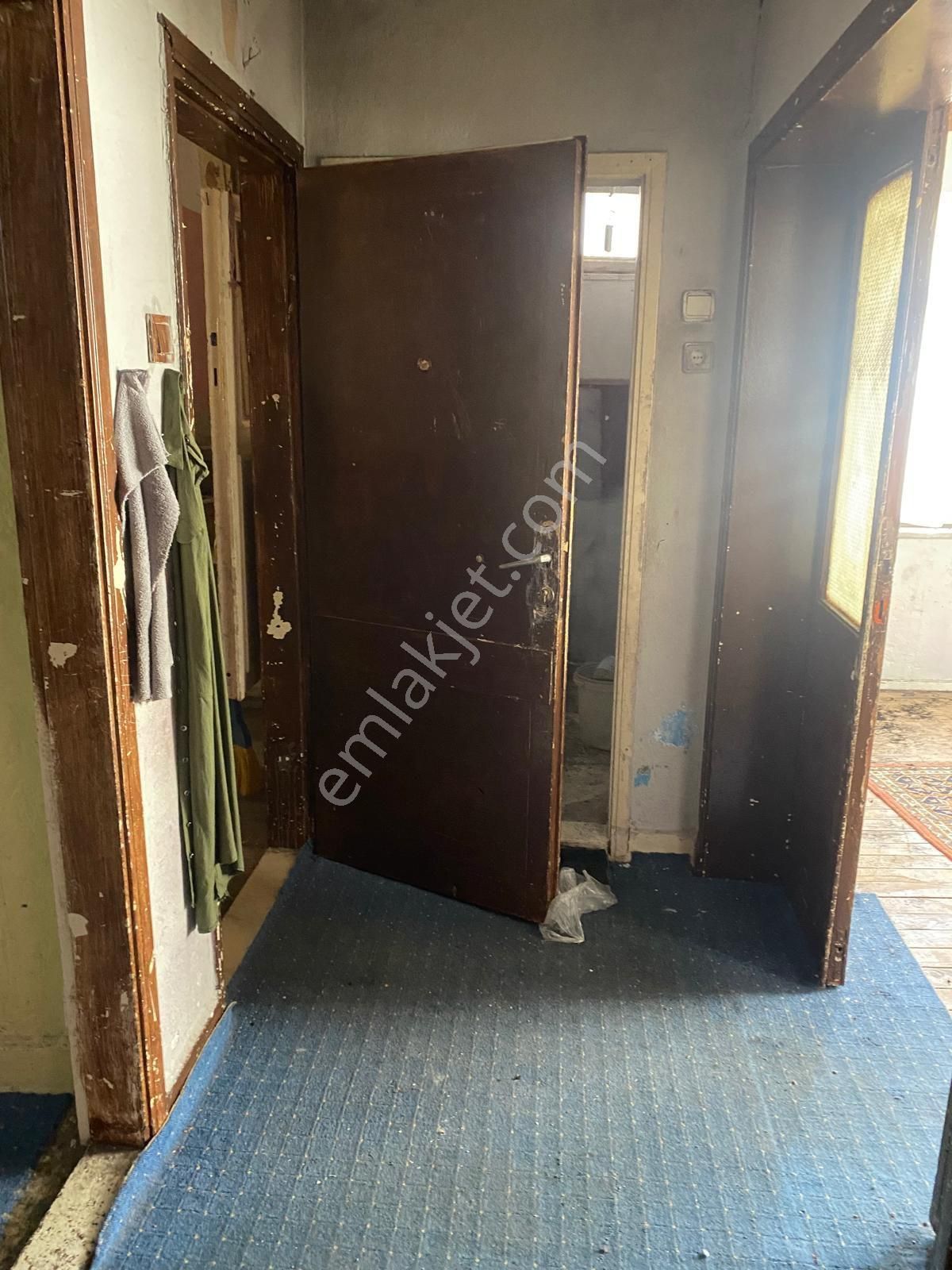 Saltoğlundan 2.5 Katlı Müstakil Bina - Görsel 11