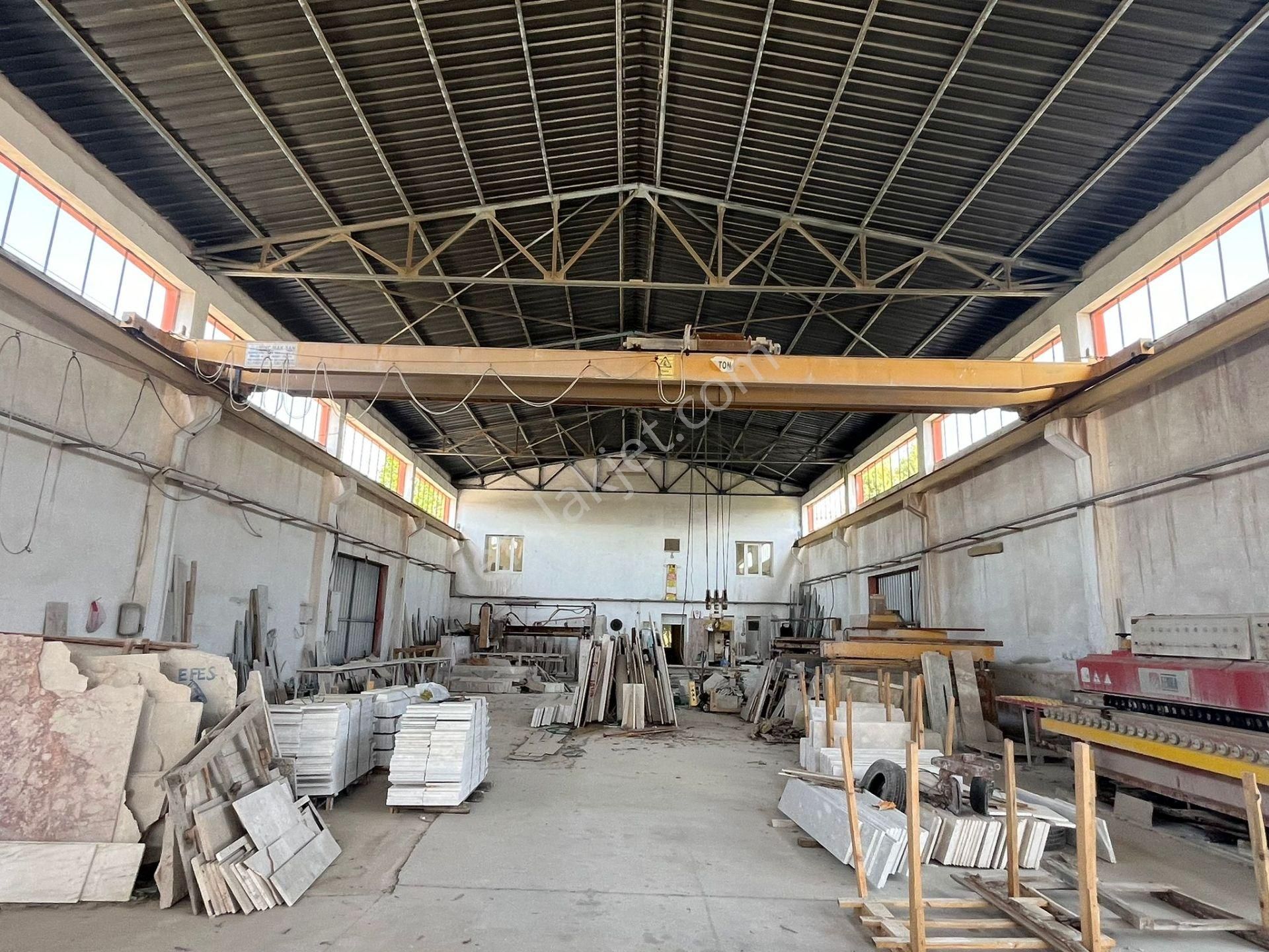 Torbalı Yazıbaşı Mah.de Osb 4609m2 Arsa İçinde Mermer Fabrikası - Görsel 5