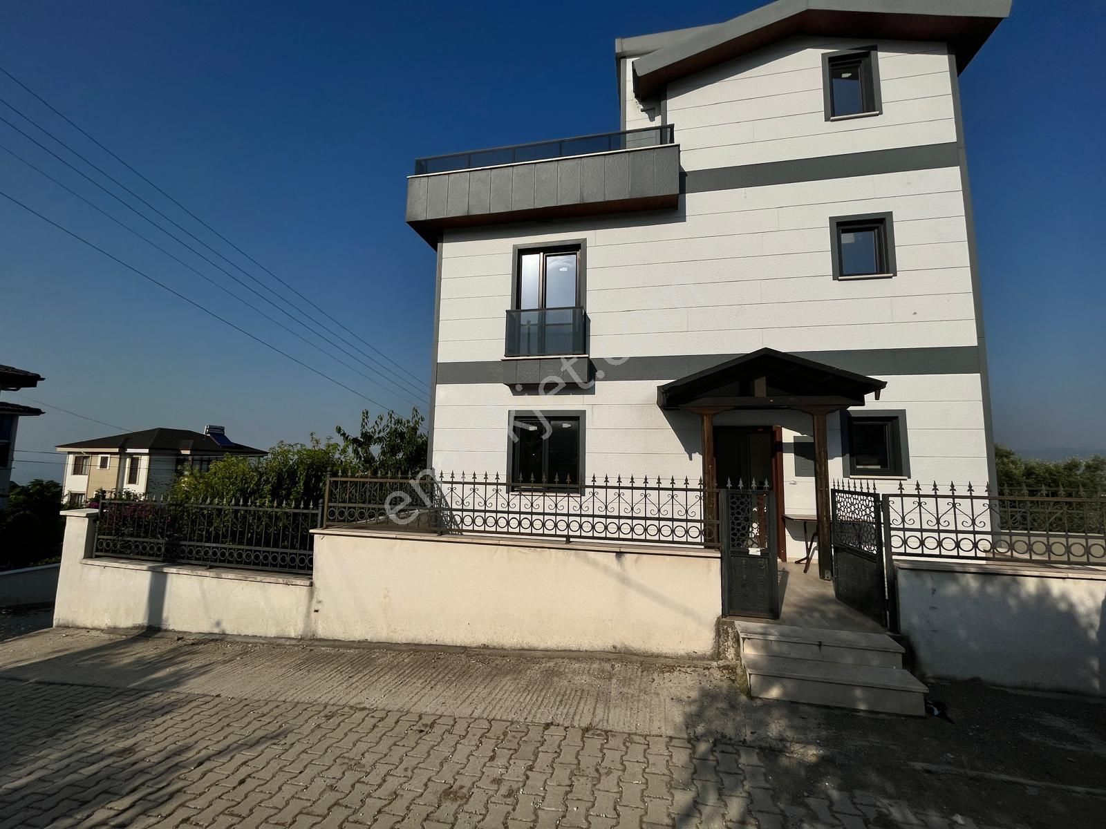 Termal Akköy Köyü Satılık Villa  REMAX'DAN AKKÖY'DE FULL DENİZ VE DOĞA MANZARALI TRİPLEKS VİLLA