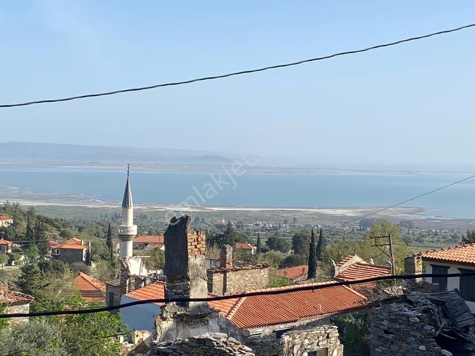 Söke Doğanbey Satılık Köy Evi DOĞANBEY MÜSTAKİL TAŞ YAPI