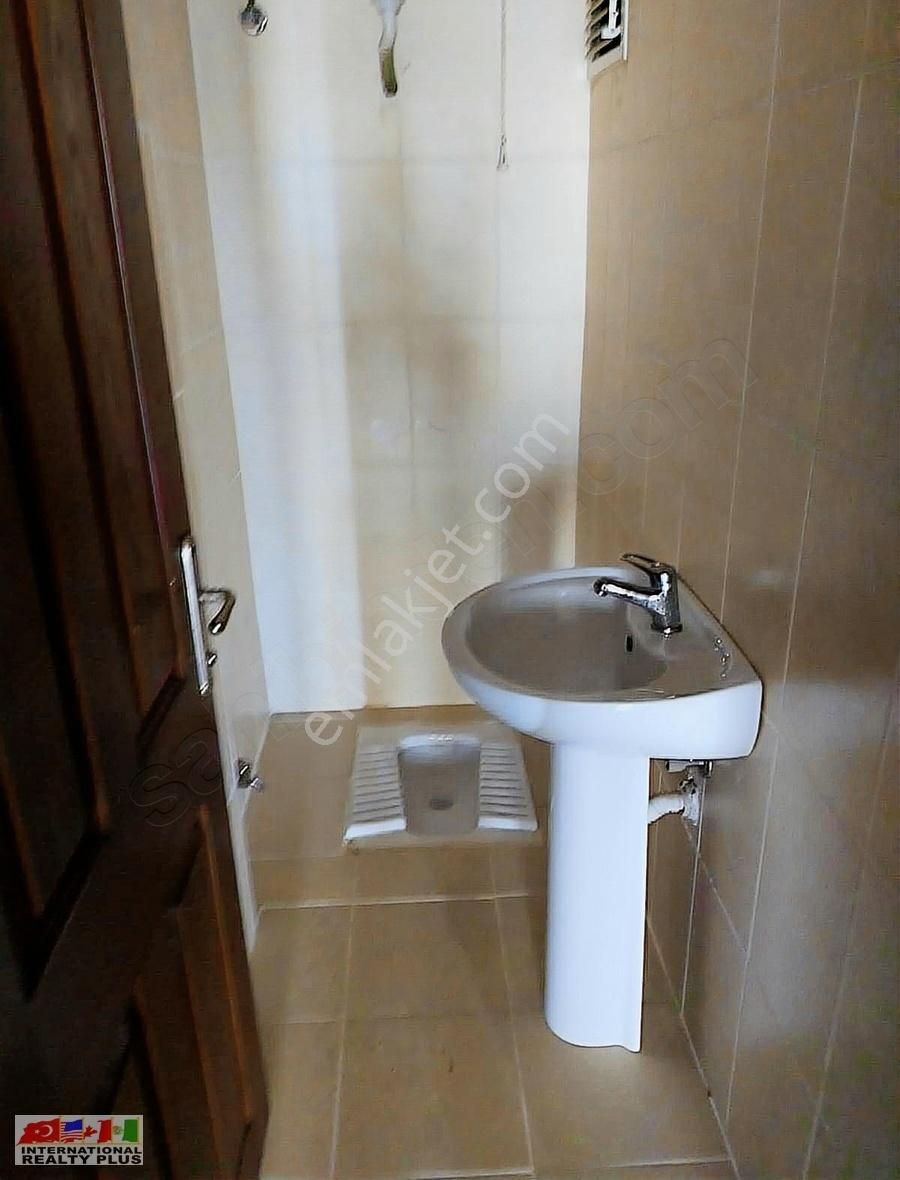 Pendik Harmandere Satılık Daire ÇAM EVLER SİTESİNDE 3+1 SATILIK DAİRE