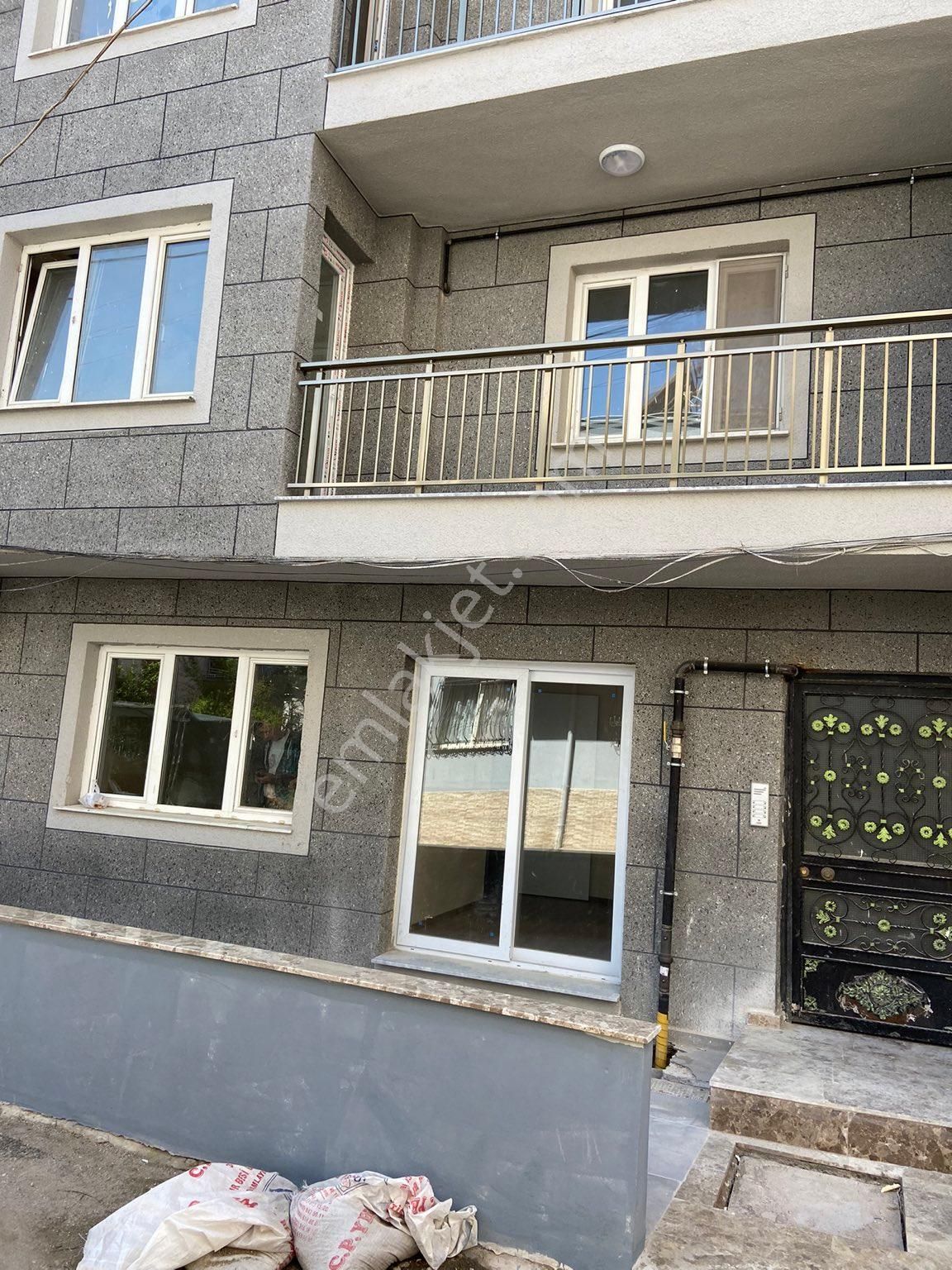 Buca Çamlıkule Satılık Daire BUCA ÇAMLIKULE MAHALLESİ MİGROS ARKSI SATILIK 1+1 ler