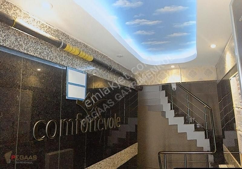 Avcılar'da Pelican Avmnin Yanında Bekara Çalışana Lüks Apart Oda - Görsel 19