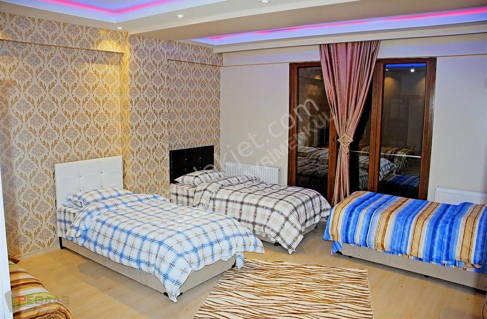 Avcılar'da Pelican Avmnin Yanında Bekara Çalışana Lüks Apart Oda - Görsel 22