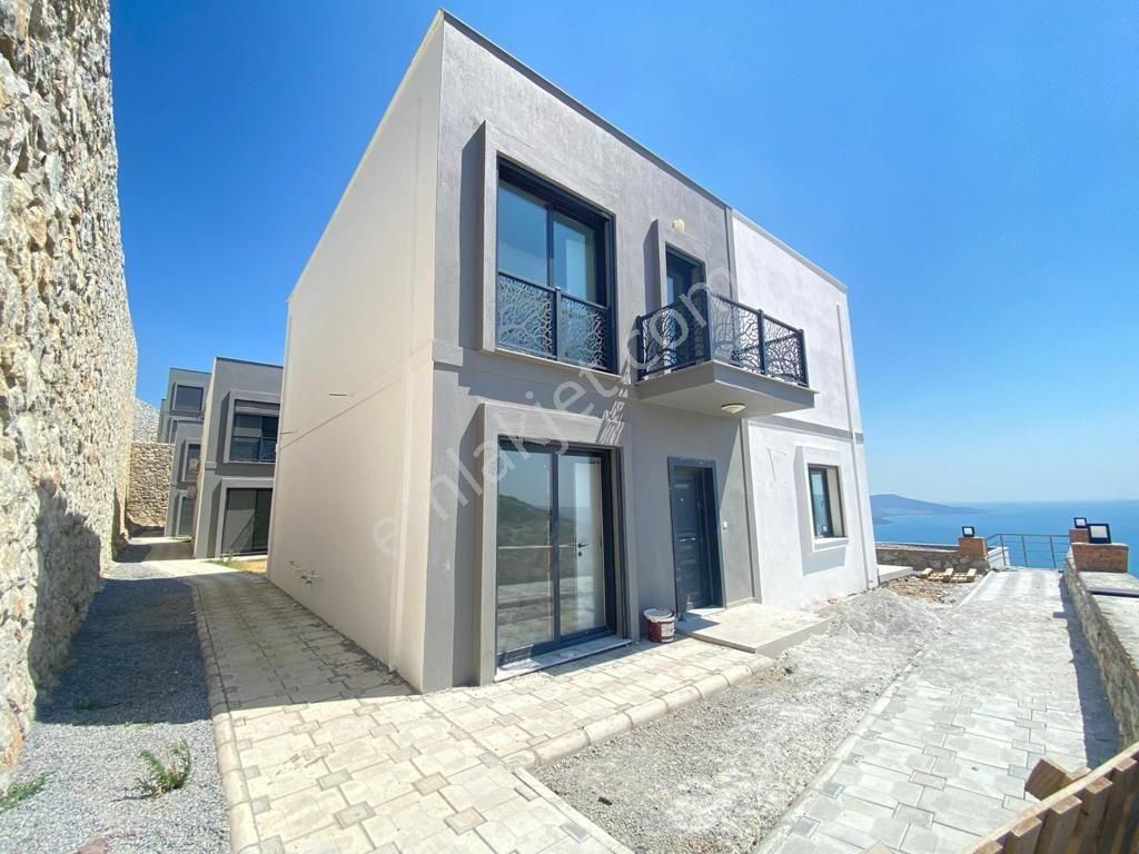 Sonsuz Deniz Manzaralı 3+1 Acil Satılık Sıfır Villa - Görsel 6