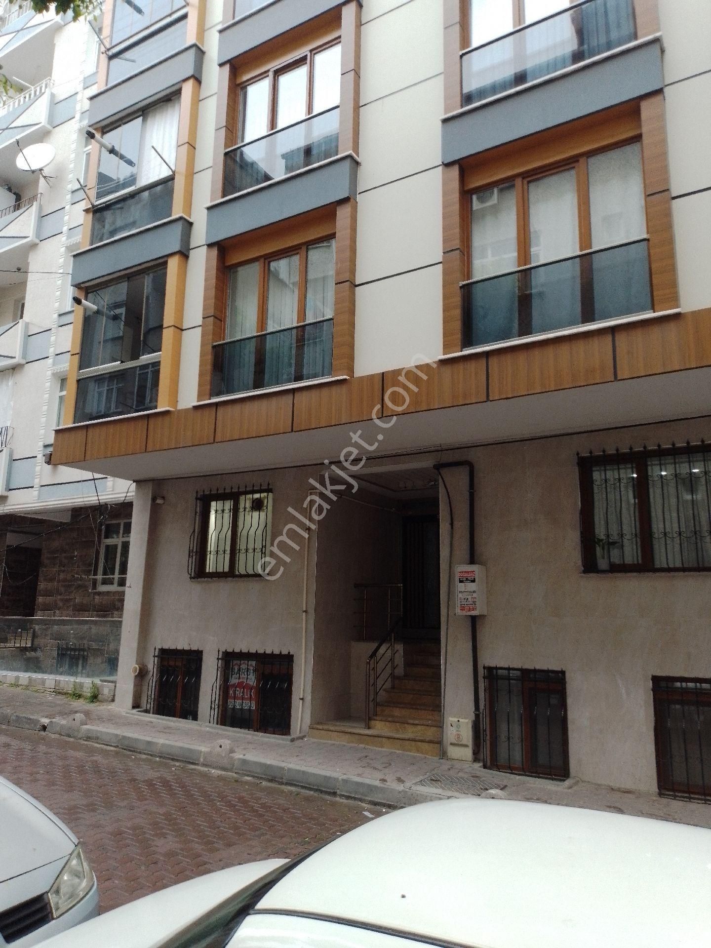 Yeni̇bosna zafer mah kiralık bahçe kat dai̇re