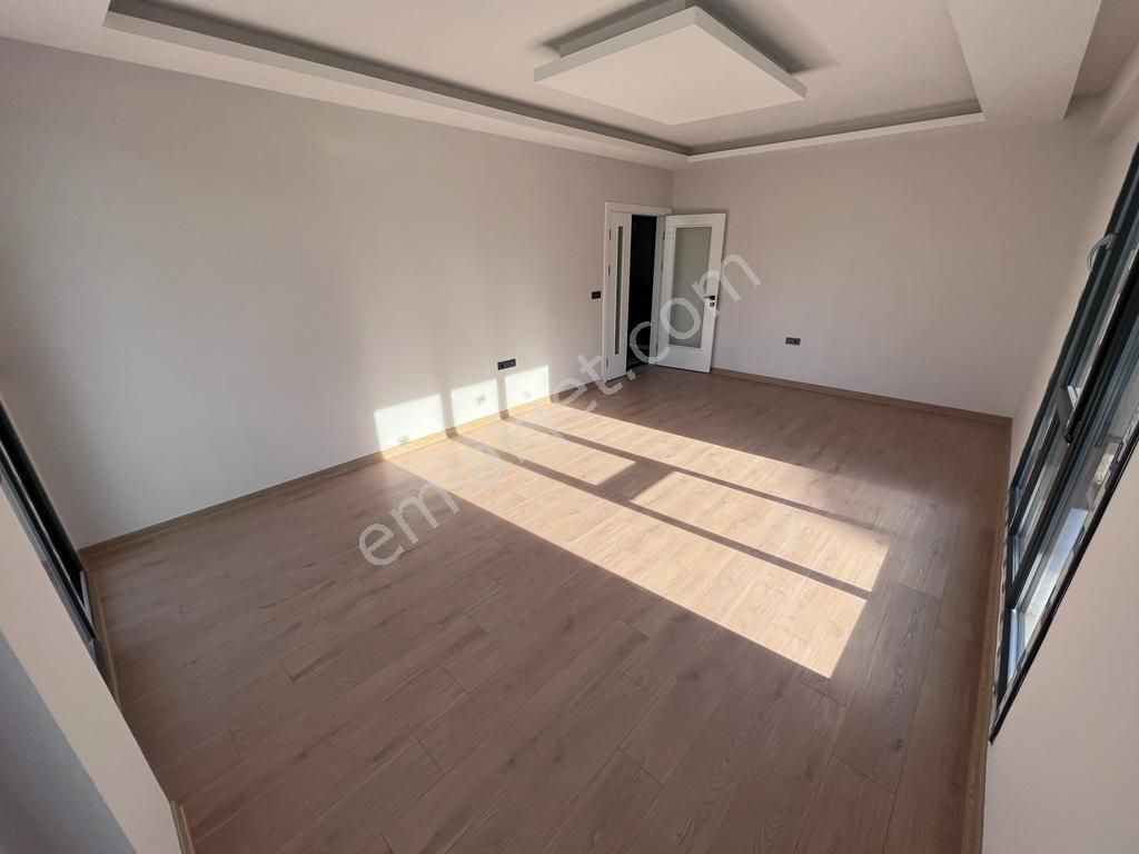Aras emlaktan akçayda 4+1 dubleks lüks dai̇re çi̇ft mutfakli