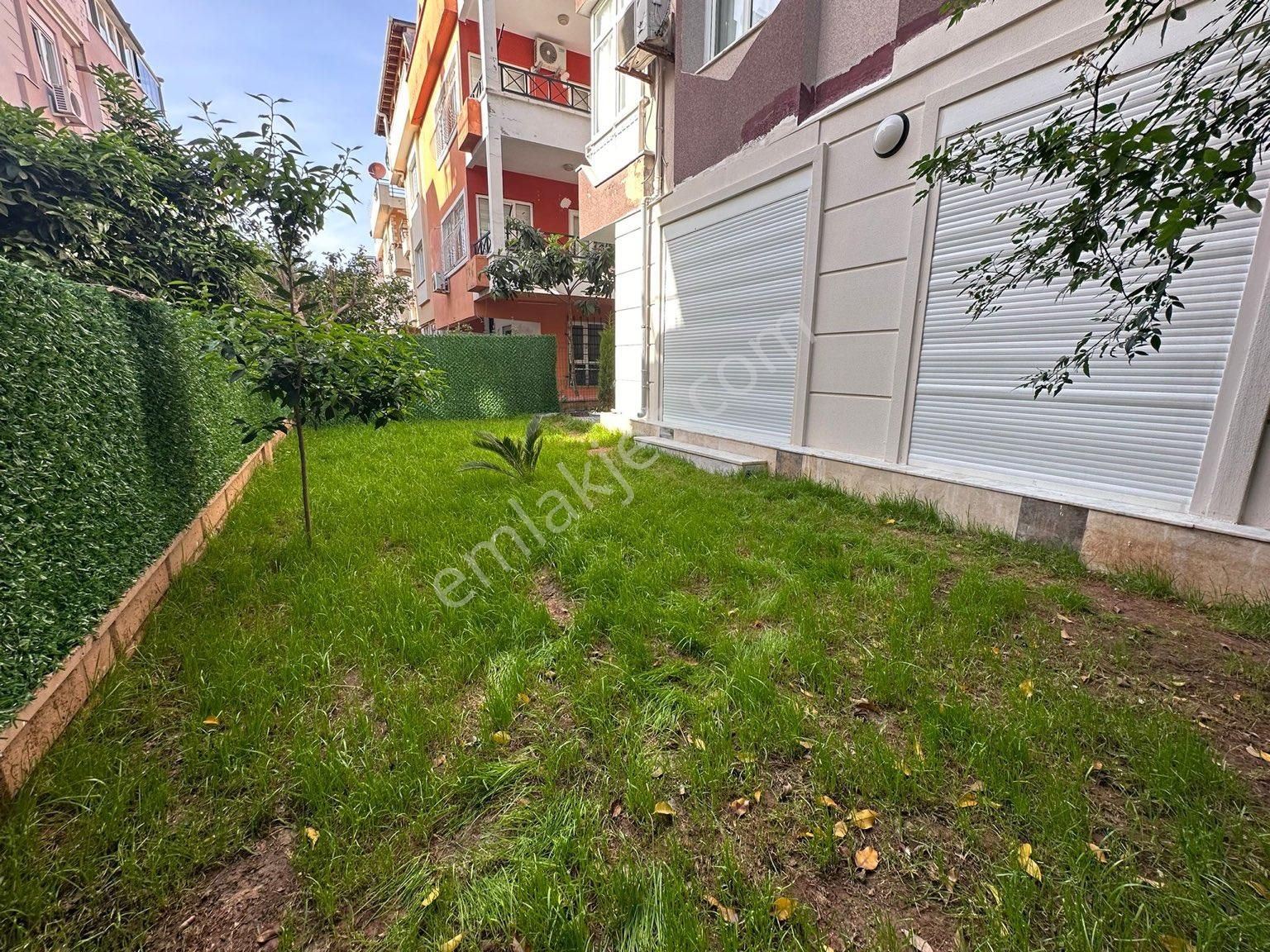 Konyaaltı Uluç Satılık Daire KONYAALTI ULUÇ MAH. 2+1  BAHÇE KULLANIMLI SATILIK DAİRE,