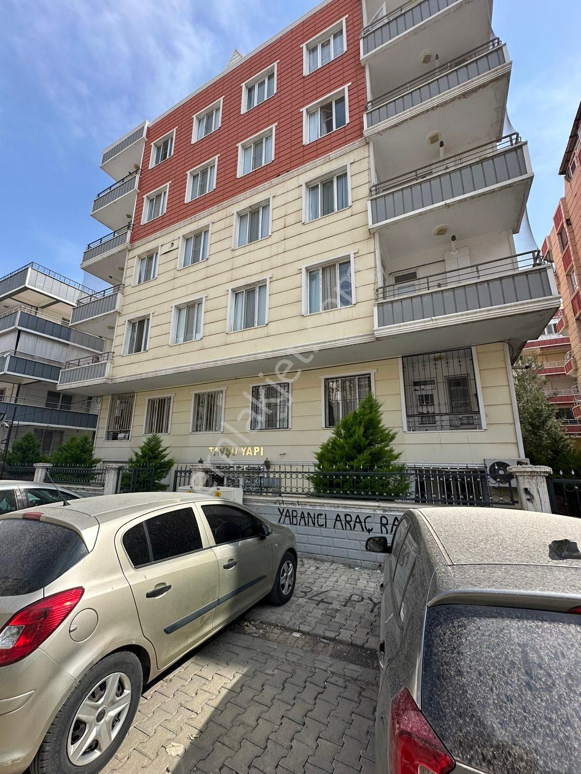 Viranşehir Yenişehir Satılık Daire ŞANLIURFA VİRANŞEHİR YENİŞEHİR MAHALLESİ SATILIK TERAS KAT