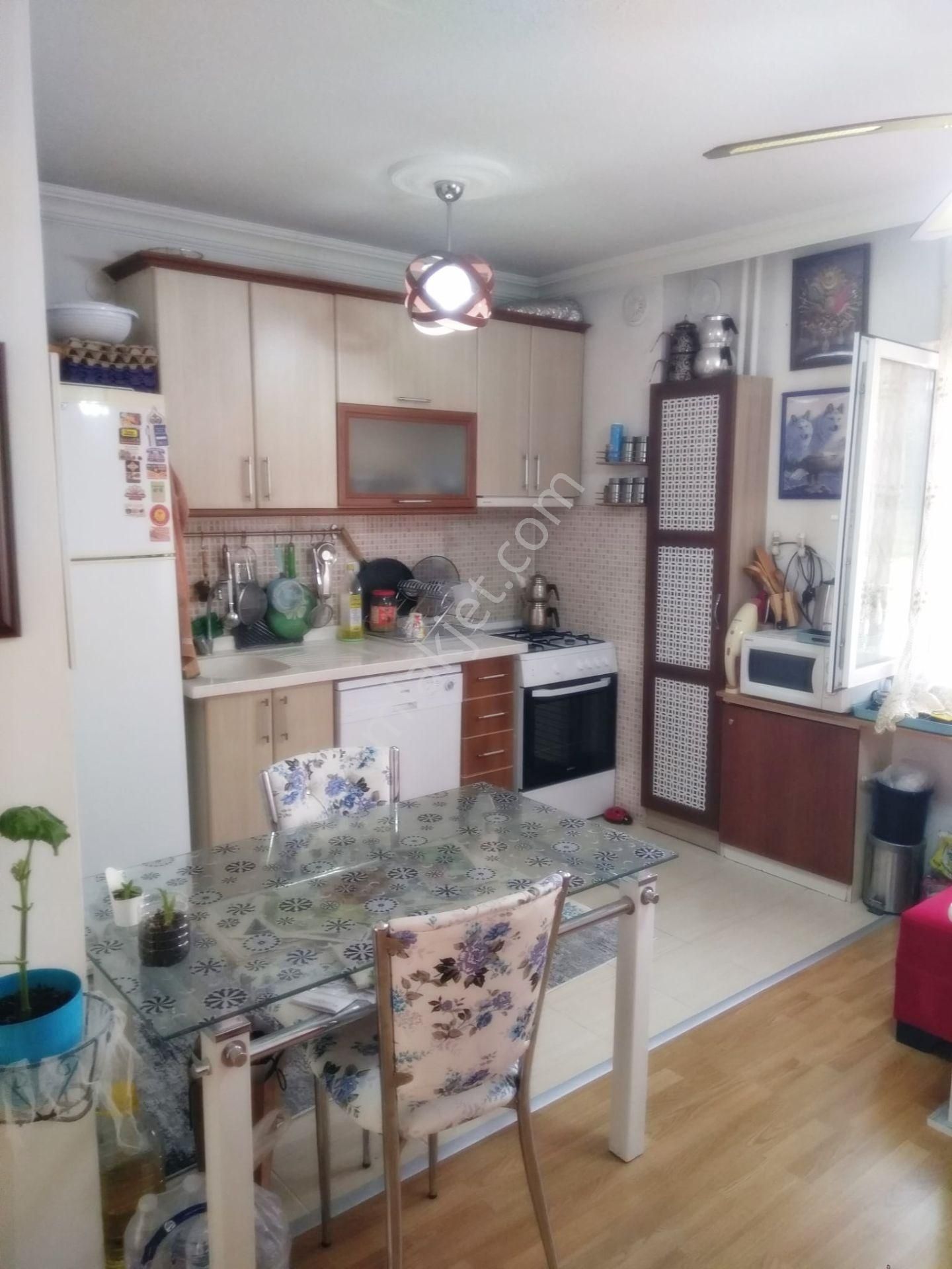 Mamak Zirvekent Satılık Daire  ZİRVEKENT'TE MUHTARLIĞA YAKIN 2+1 EŞYALI YAPILI SATILIK DAİRE