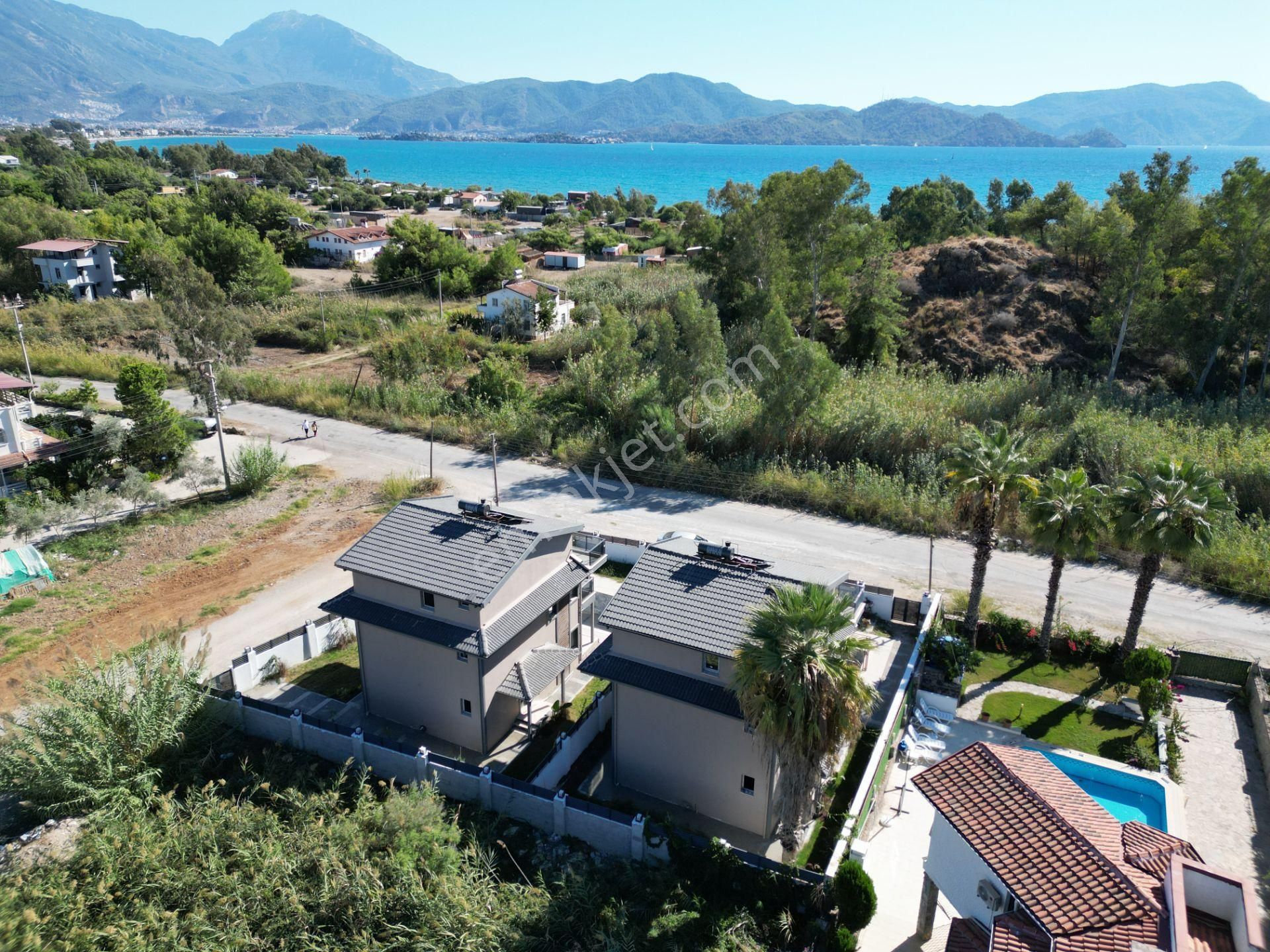 Fethiye Çiftlik Satılık Villa GoldHouse dan Satılık Koca Çalış Plajına 250 M Mesafede Müstakil Villa