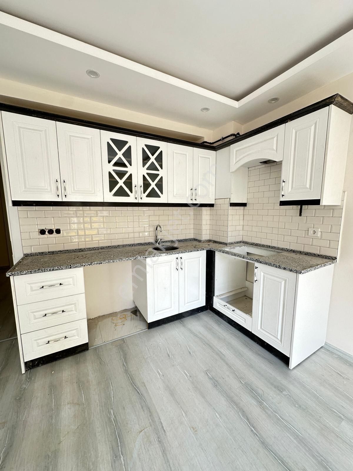 Manisa yunusemre tevfikiye’de kiralık sıfır daire