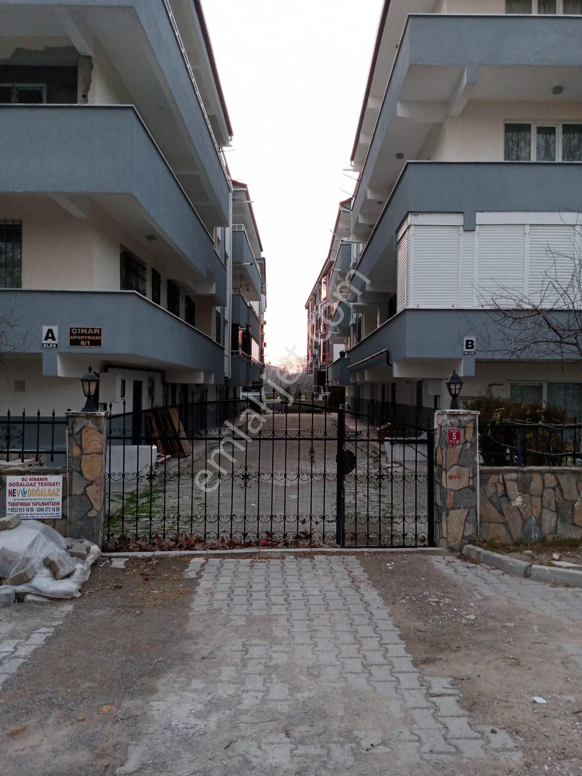 Edremit Şahindere Satılık Daire  SABRİ PINARBAŞI'dan İKİZÇAY'da SATILIK FIRSAT 3+1 DAİRE 