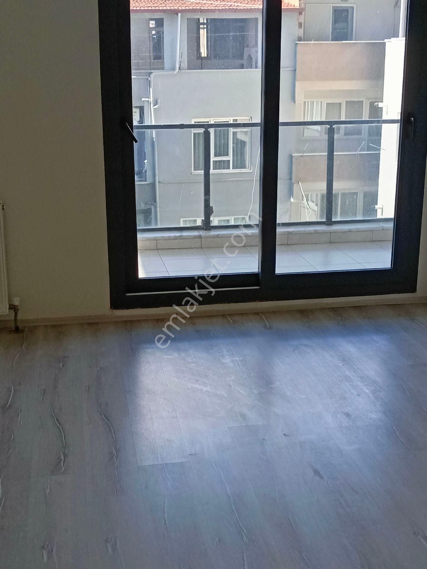 Nazilli Cumhuriyet Kiralık Daire  aydın cumhuriyet mh  4+1 kiralık daire