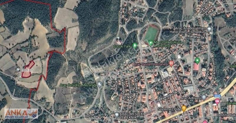 Araç Akıncılar Köyü (Merkez) Satılık Tarla ANKA'dan ARAÇ MERKEZE 1 km, KASTAMONU YOLUNA 900m MESAFE 4.700M2