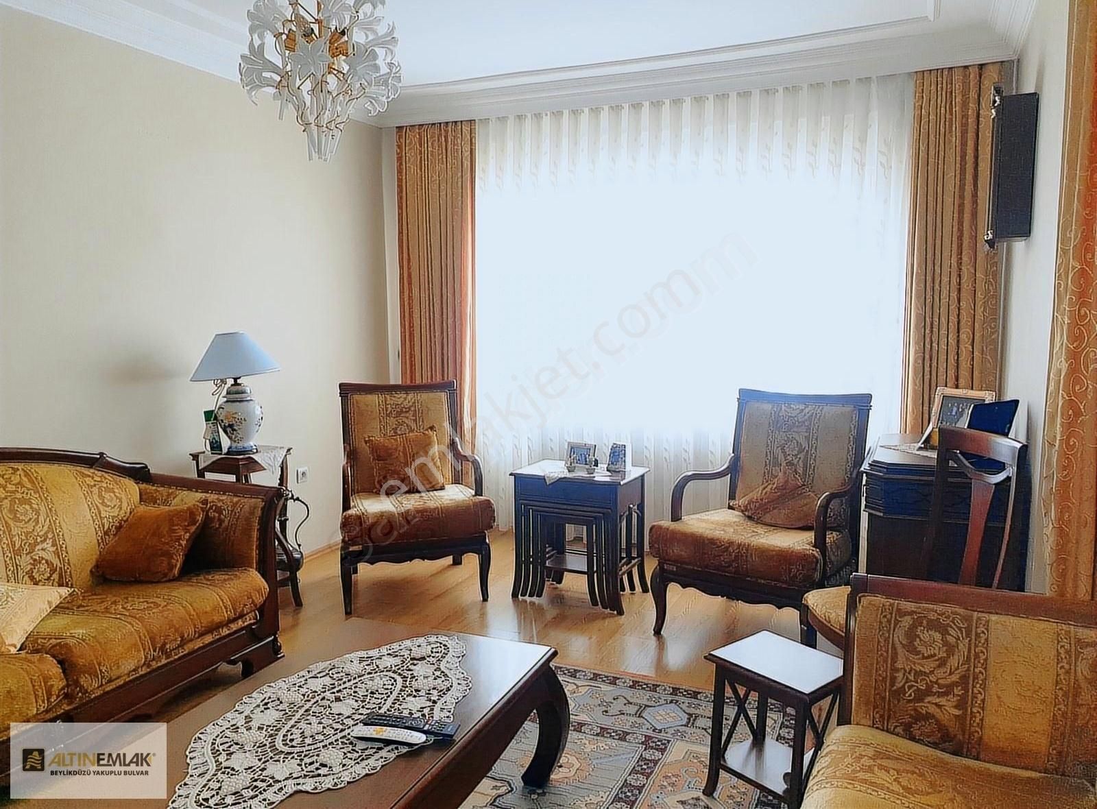 Beylikdüzü Marmara Satılık Daire MARMARA MAHALLESİ KARDELEN SİTESİ 3+1 SATILIK DAİRE