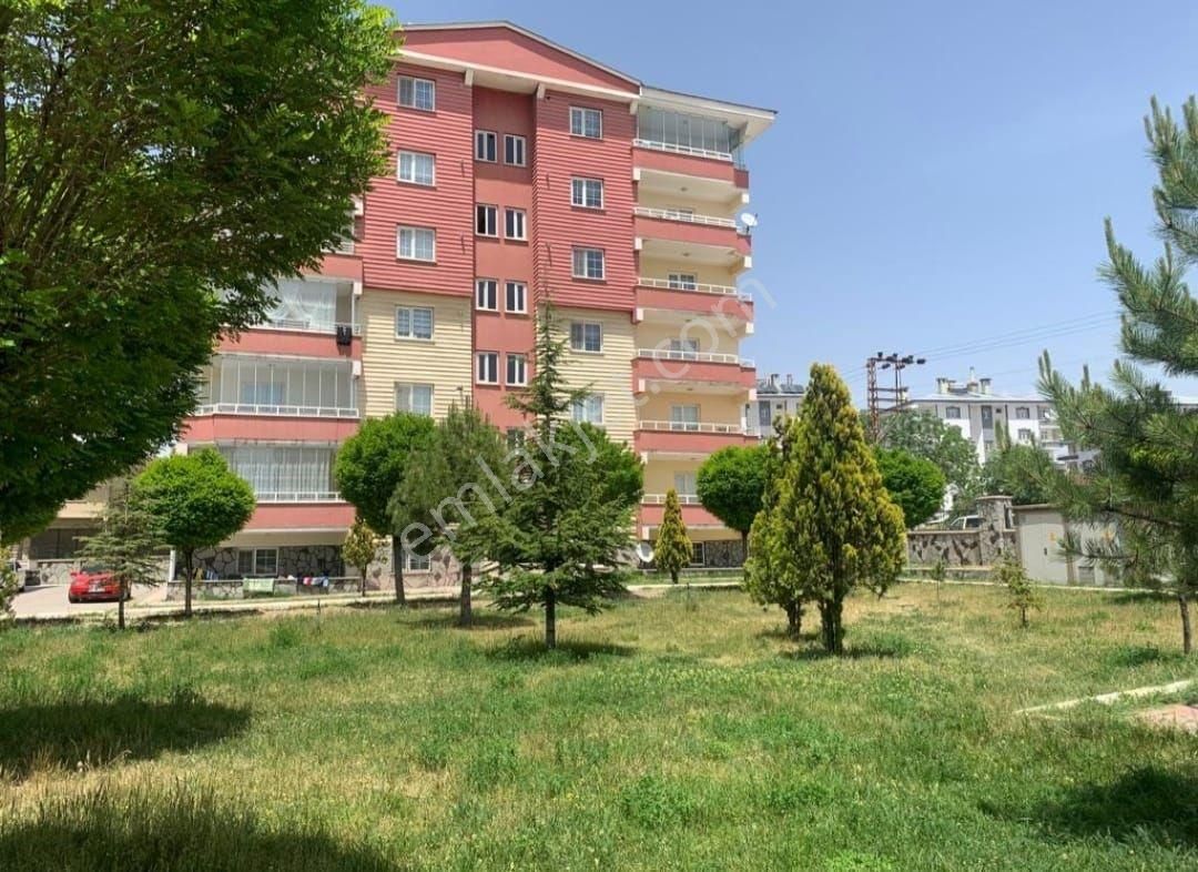 Erciş Camikebir Satılık Daire ALTIN ŞEHİR KONUTLARI 3+1 DAİRE 