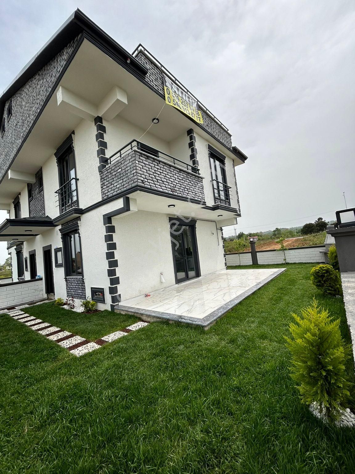 Kocaali Alandere Satılık Villa SAHİBİNDEN TRİPLEX 4+1 VİLLA