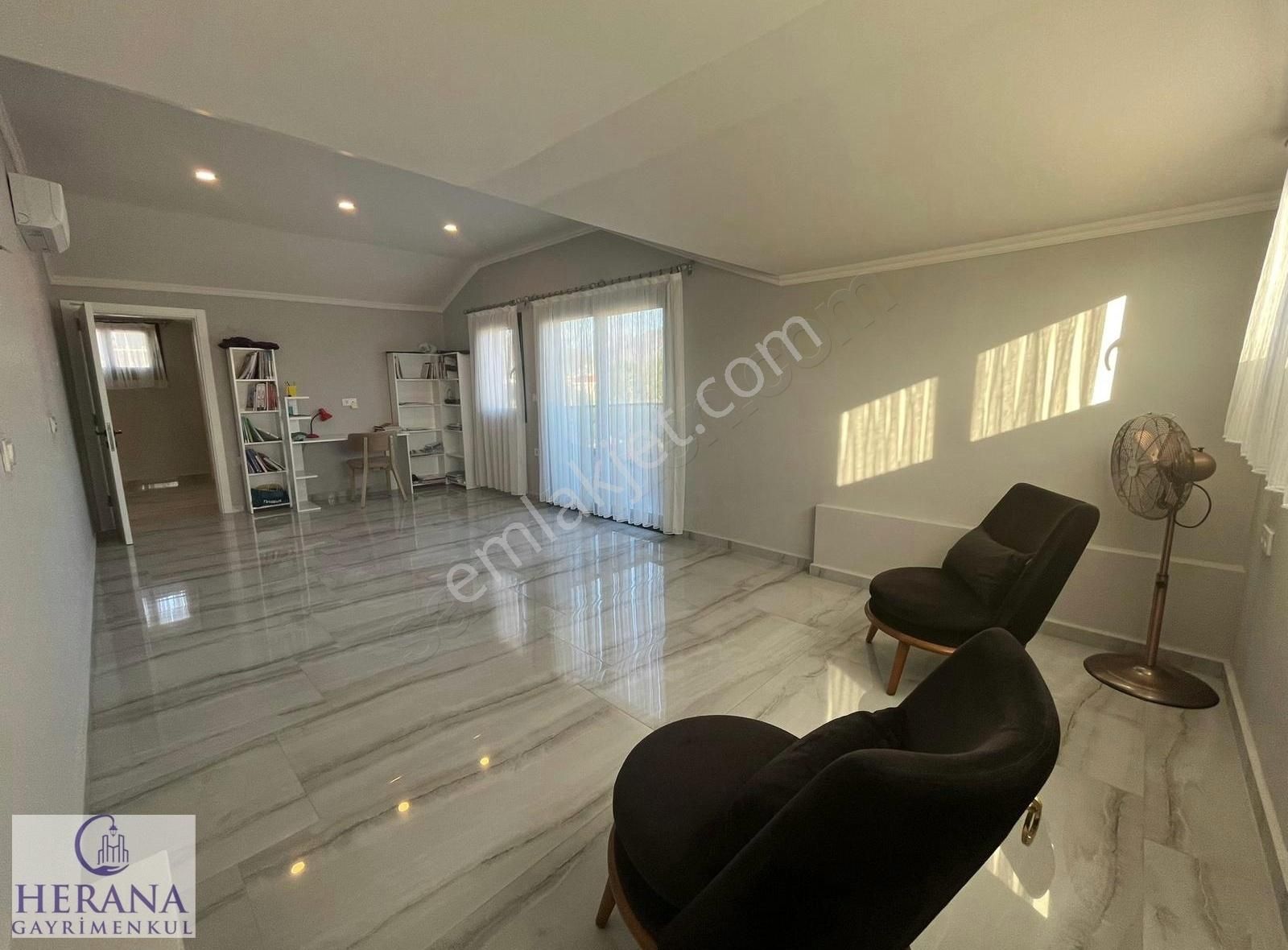 Vatandaşlığa Uygun Ultra Lüks Eşyalı Satılık Villa - Görsel 6