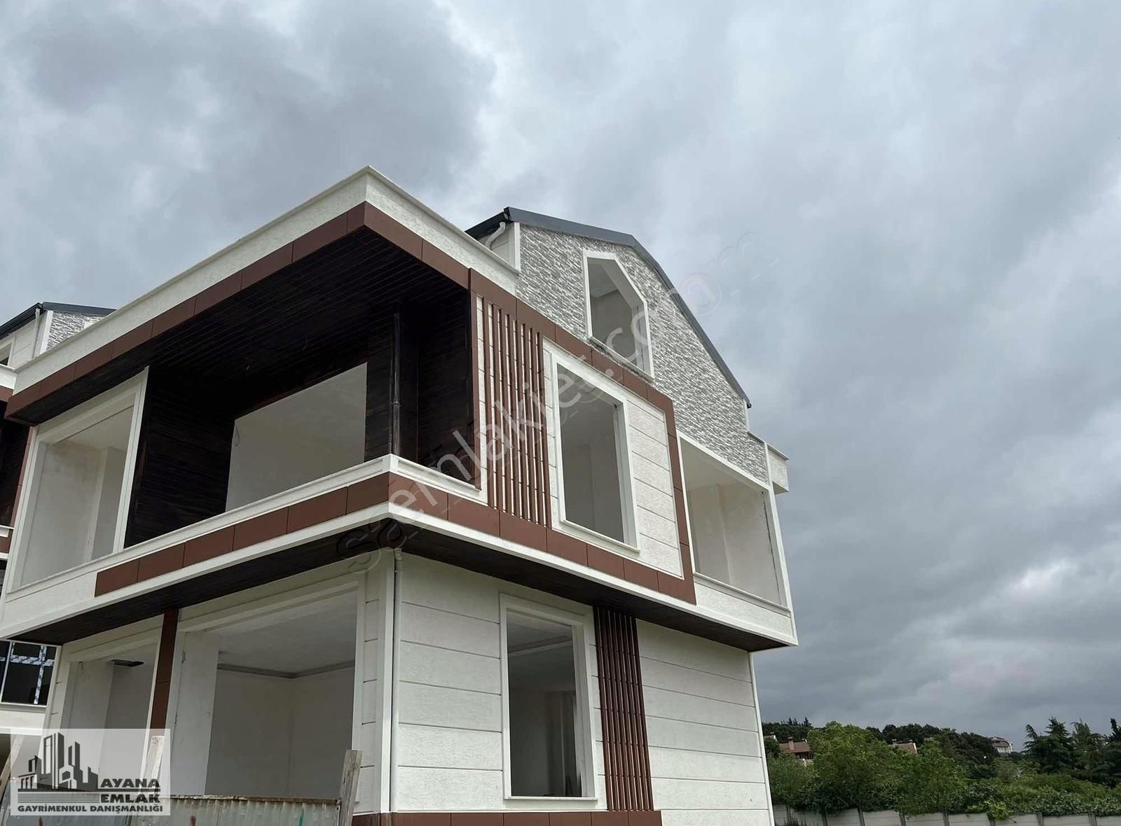 Darıca Bayramoğlu Satılık Villa AYANA EMLAK'DAN BAYRAMOĞLUNDA ULTRA LÜX HAVUZLU AKILLI VİLLA