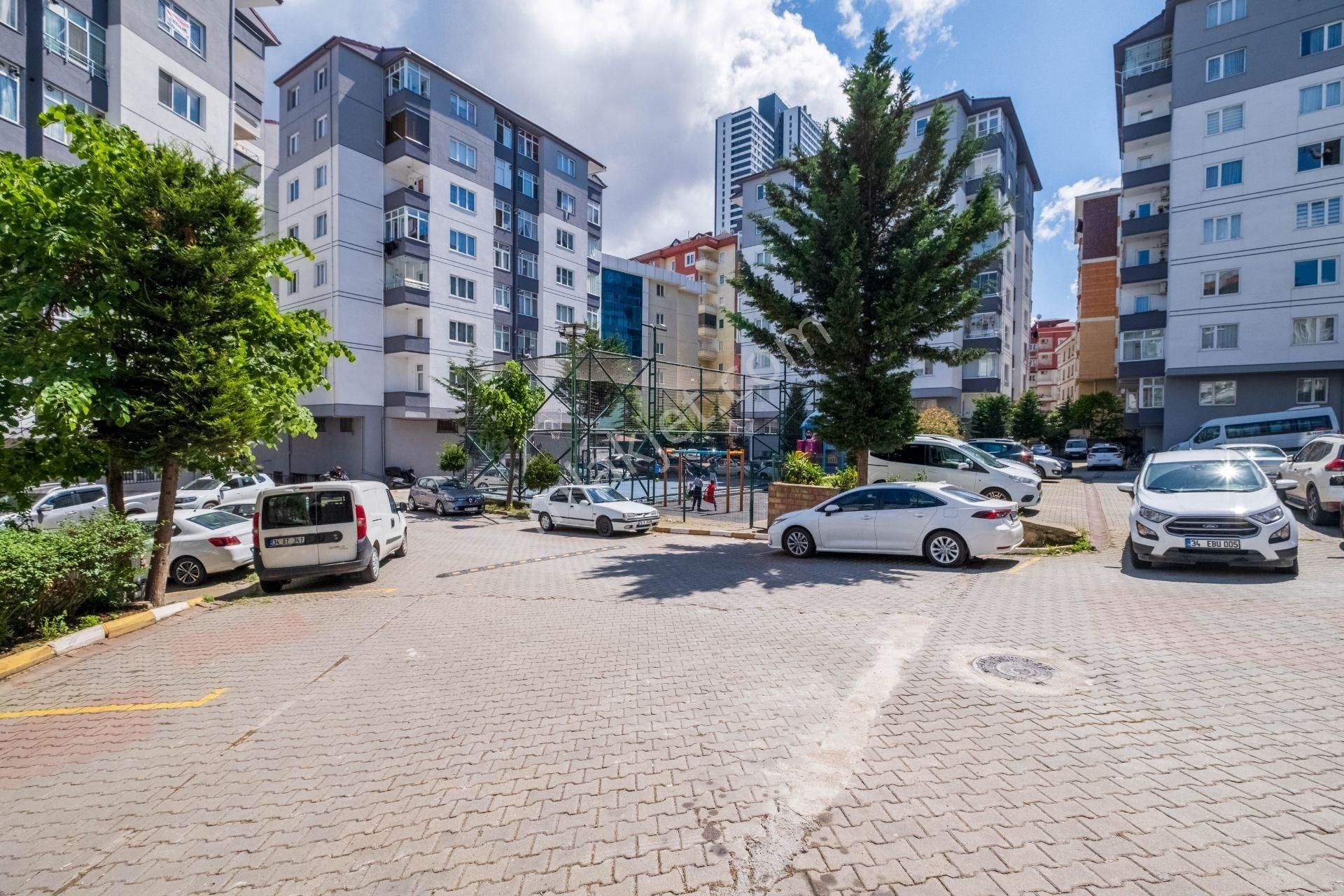 Ümraniye Kaplankent Sitesi Net 85m² Satılık Daire