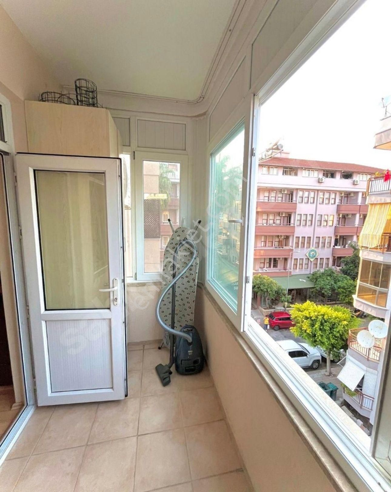 Çankaya Korkutreis Kiralık Daire gmk bulvarında 2+1 5 kat klasik yapılı konut ya