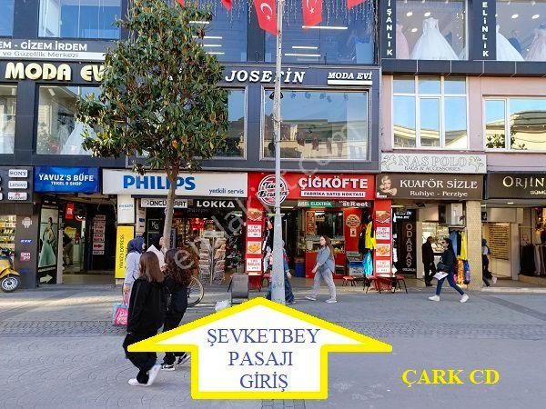 Adapazarı Cumhuriyet Satılık Dükkan & Mağaza  ÇİFTÇİ EMLAK'tan ÇARK CD SEVKETBEY PASAJI NDA SATILIK İŞYERİ