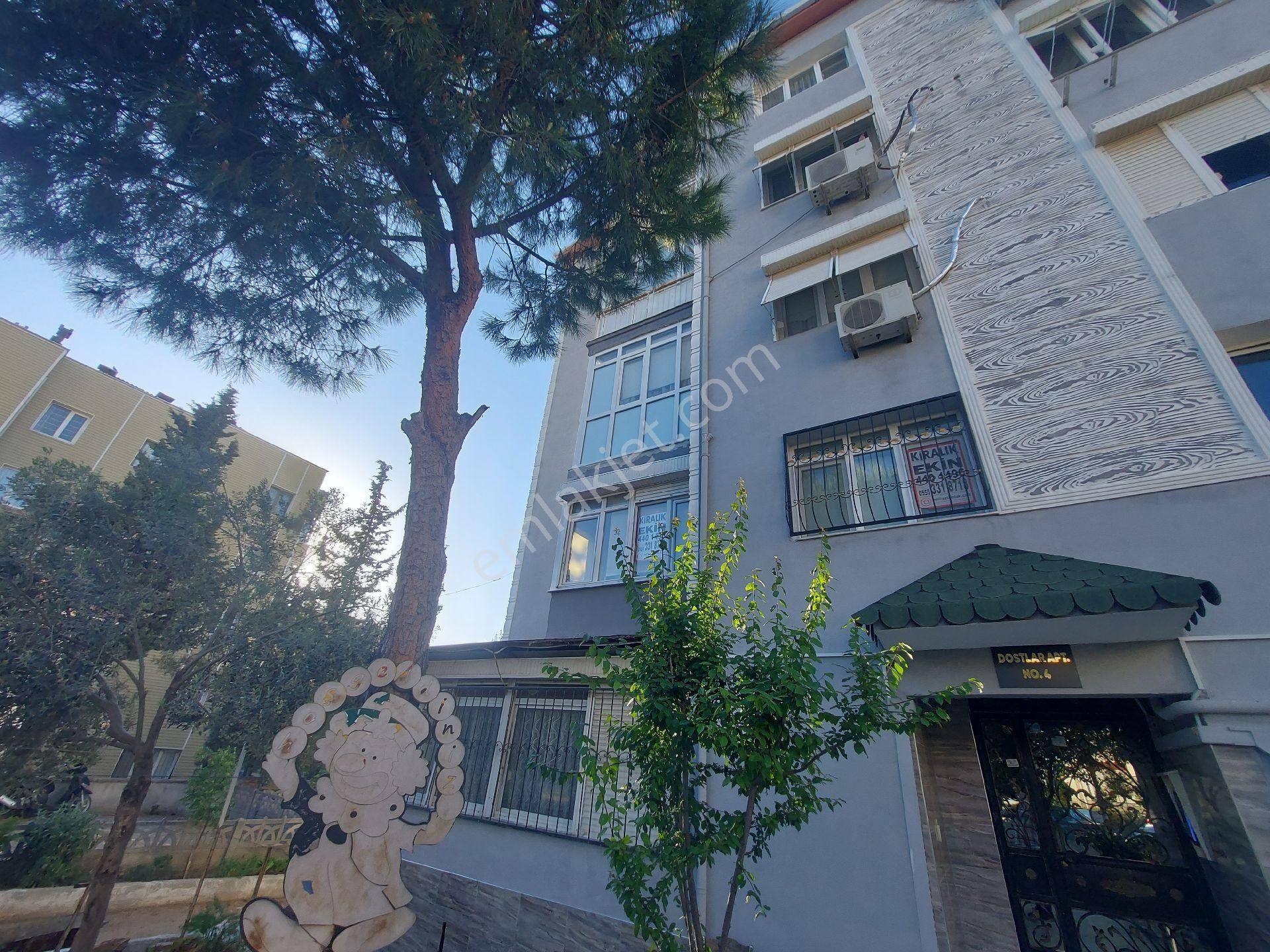 Buca Cumhuriyet Kiralık Daire İzkent Cumhuriyet Mah'de Sıfır Tadilatlı 2+1 Arakat