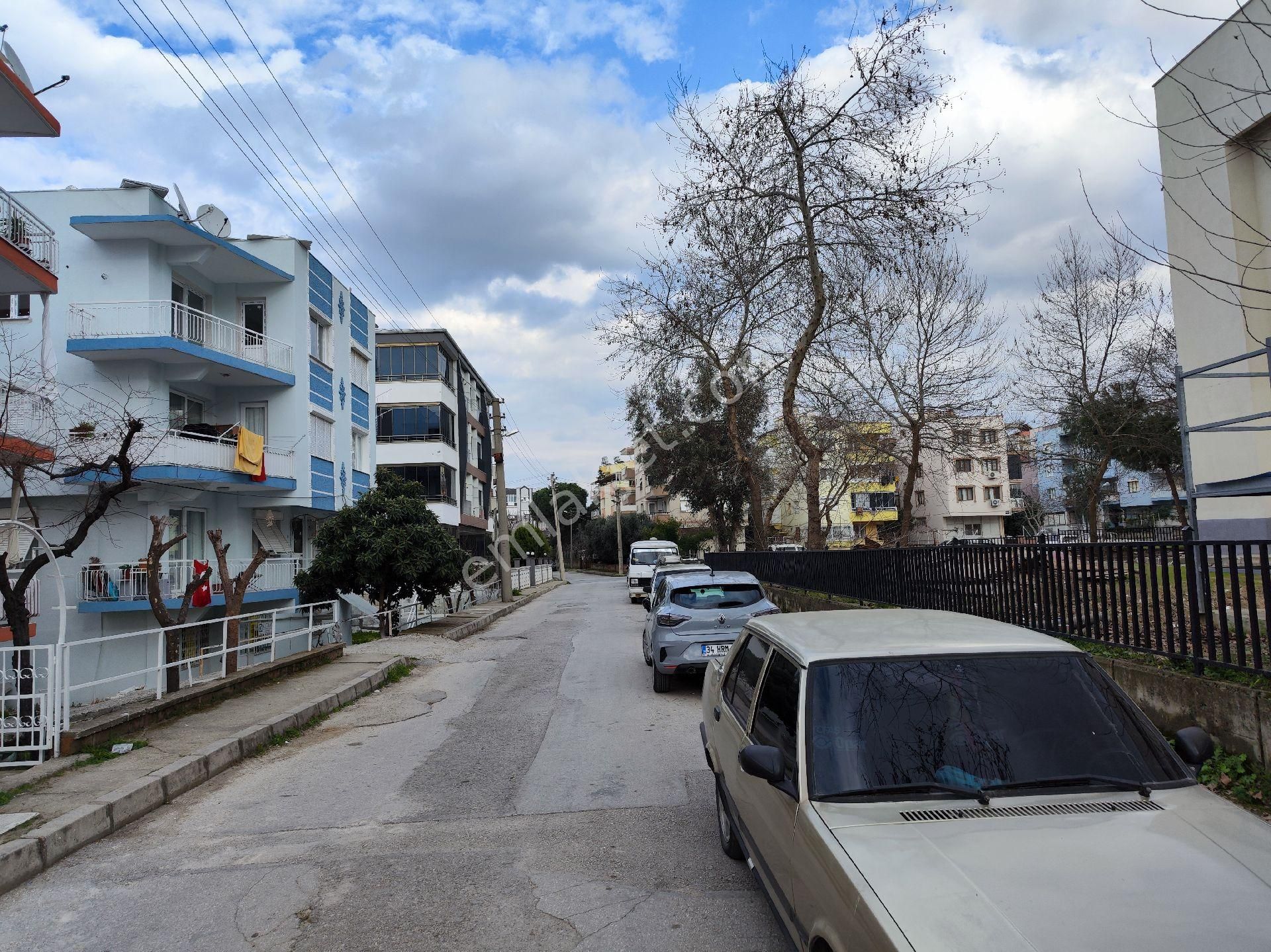 Tire Kurtuluş Satılık Dükkan & Mağaza TİRE İHSAN ÖZMADEN CADDESİNDE SATILIK DÜKKAN 