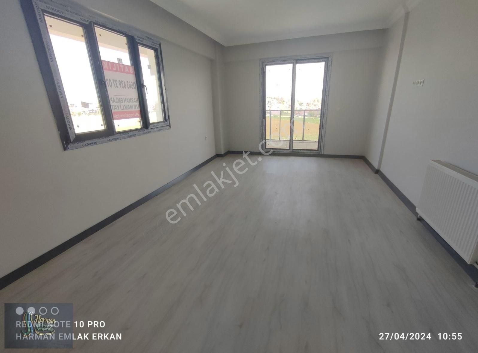 Uşak Merkez Atatürk Satılık Daire Y.S.S CADDESİNDE KELEPİR FİYAT 250m2 5+2 DUBLEKS DAİRE