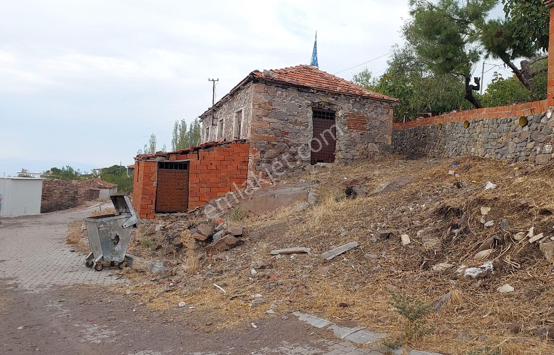 Ayvalık Bulutçeşme Satılık Müstakil Ev ayvalık'ta deniz manzaralı taş ev