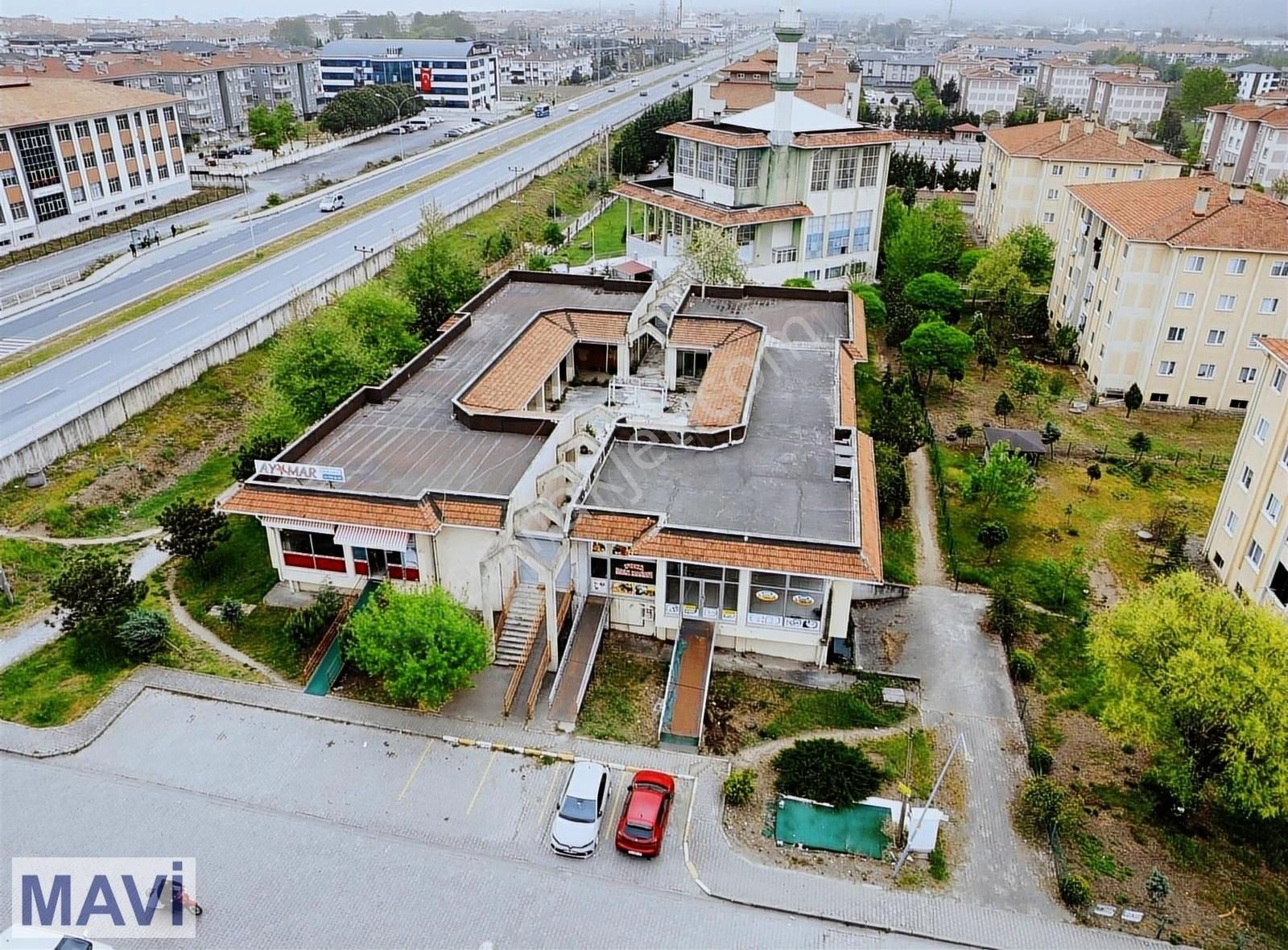 Karasu Aziziye Satılık Ticari İmarlı RE/MAX'TAN KARASUDA EŞSİZ KONUMDA SATILIK ARSA