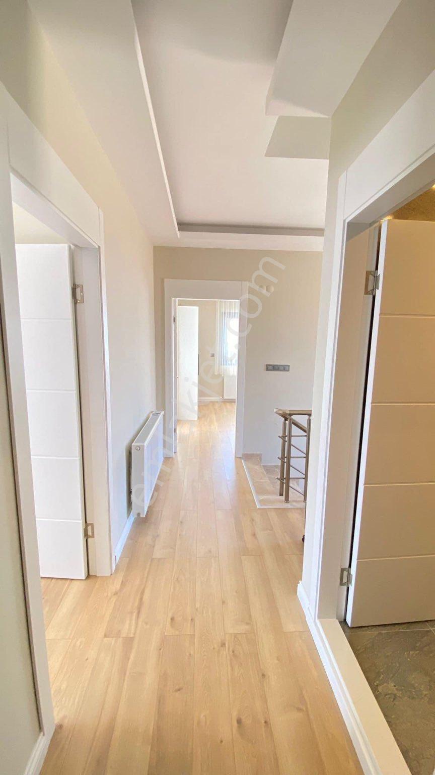 Didim Efeler‘de Full Eşyalı Tam Müstakil 4 + 1 Ayrı Mutfak Lüks Villa - Görsel 21