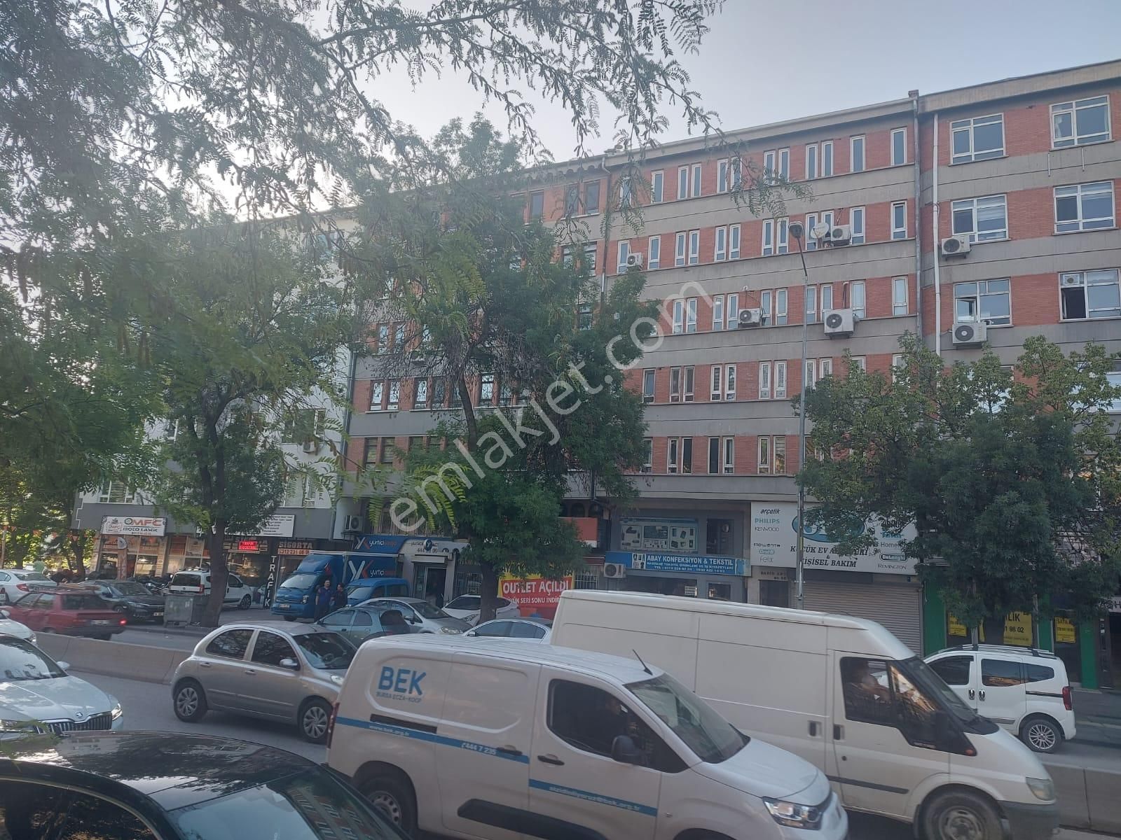 Çankaya Eti Satılık Daire  ASYAPIDAN 2+1 80m2 ASANSÖRLÜ ARA KAT LÜKS KALORİFERLİ